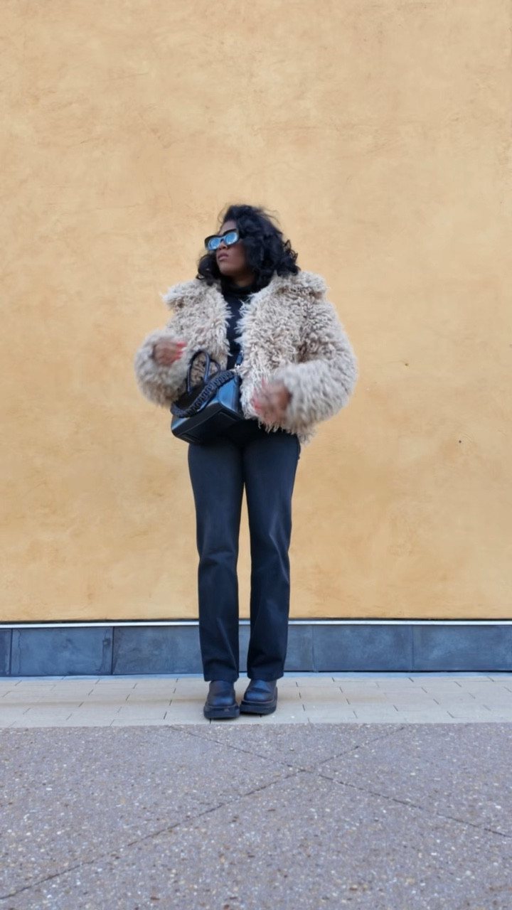 Fur coats go with everything! #ootd #ootdshare #fauxfur #fauxfurcoat #furcoat

#LTKStyleTip #LTKSeasonal