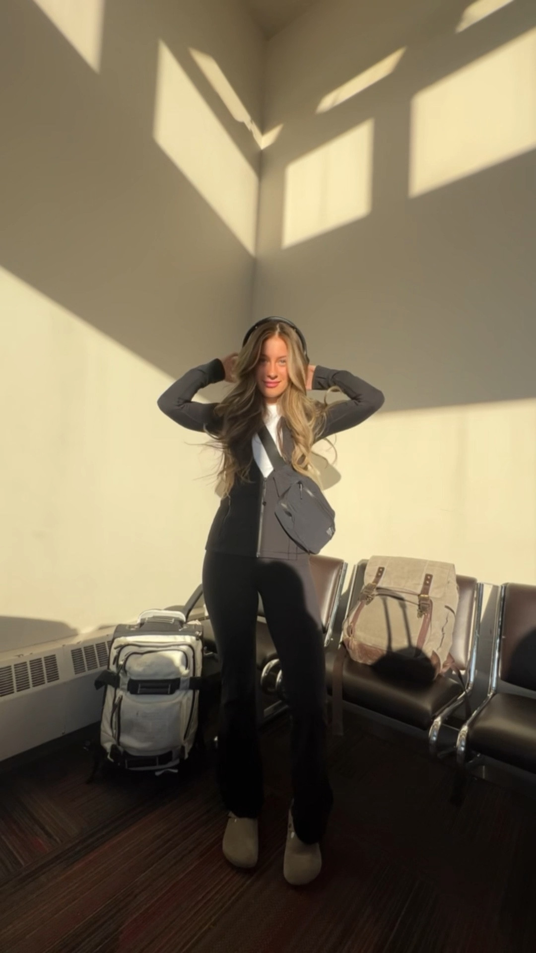Airport fit check 💅🏼⚽️🫶🏼✈️ 

#LTKfit #LTKaustralia #LTKtravel