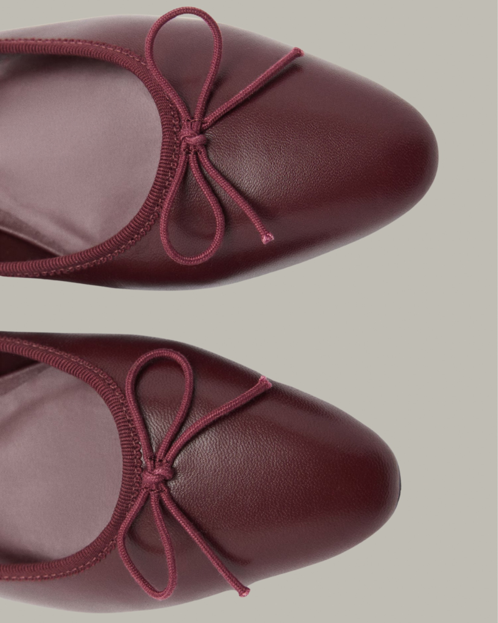 Burgundy ballet flats 🍇😍

#LTKeurope #LTKshoes #LTKautumn