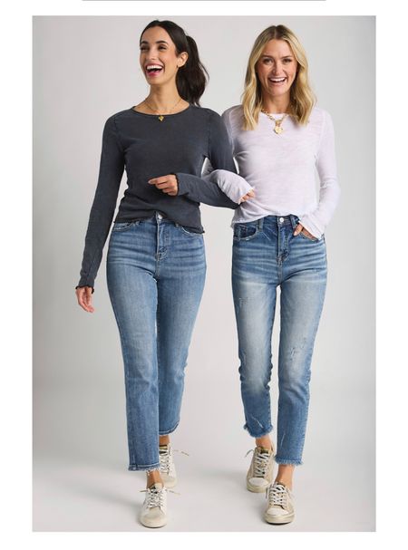 Risen jeans in straight leg - Non distressed and a new relaxed skinny! 🤩 
TTS for me. In between go down. 

#LTKFind #LTKunder100 #LTKstyletip