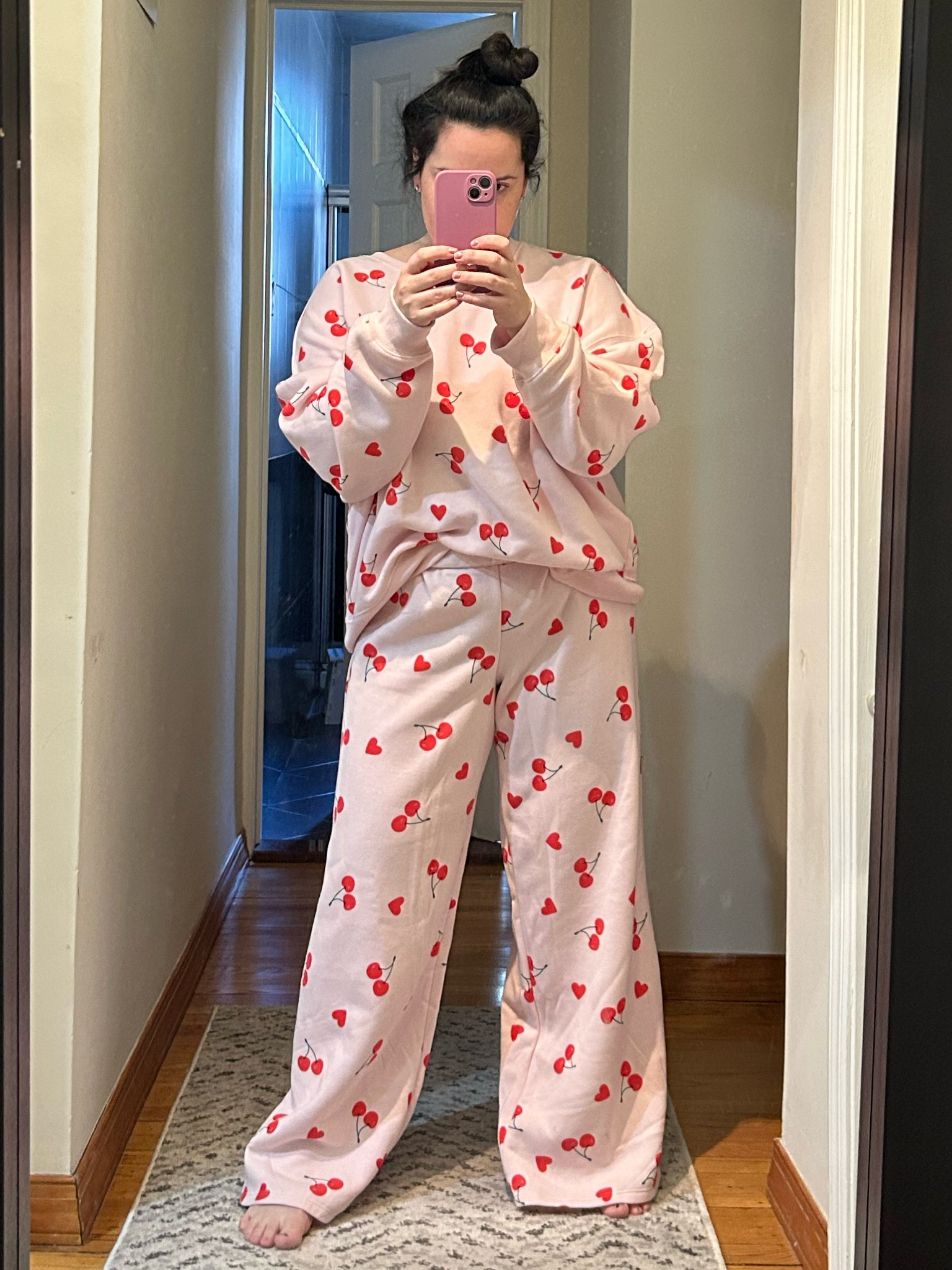 All Cherry Everything.. a comfy Valentine’s Day 

#LTKMidsize #LTKFindsUnder50 #LTKSeasonal