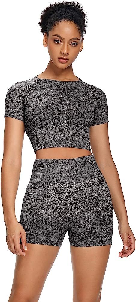 Amazon.com: Sytiz Women Seamless Yoga Outfits 2 Piece Set Workout Gym Shorts + Short Sleeve Crop ... | Amazon (US)