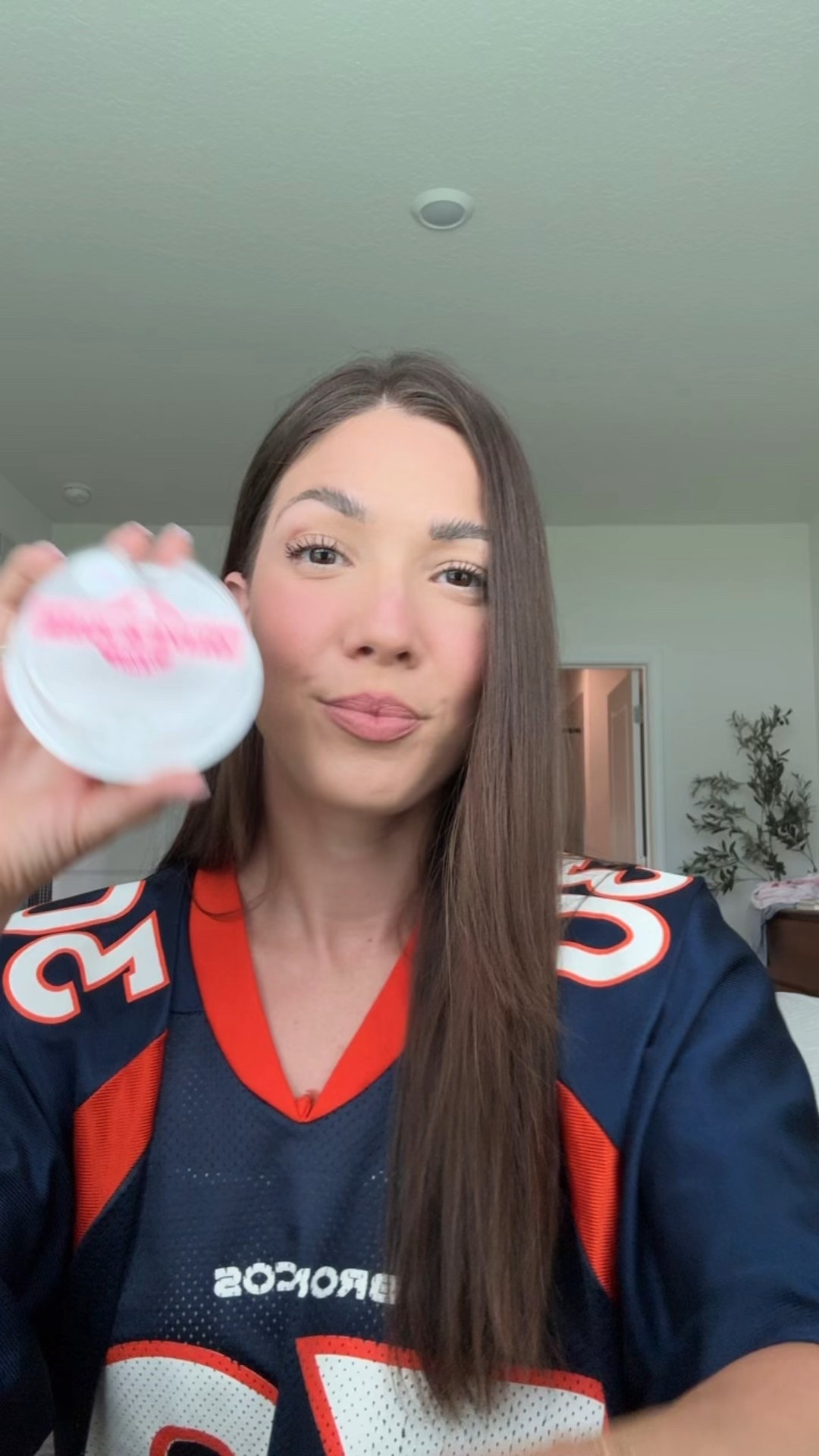 5 min summer manicure 💅🏼

#LTKSummerEdit #LTKSeasonal #LTKBeauty