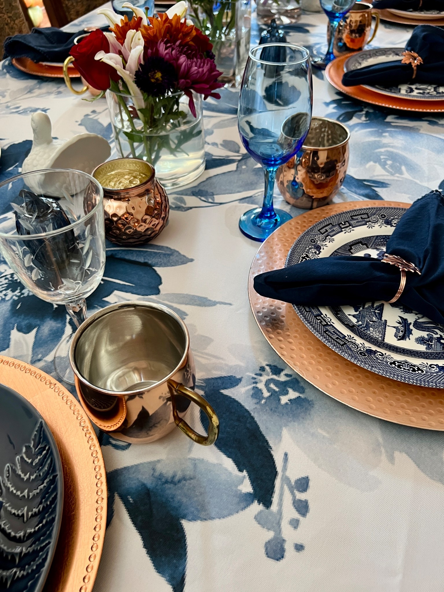 The table is set and ready for family and friends. This copper and navy color palette is perfect for Thanksgiving. 

BellaGrey Designs 
Thanksgiving 
Home decor
Copper
Navy
Tablescape


#LTKHome #LTKSeasonal #LTKHoliday