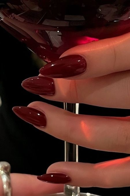 Red nails season ❣️

#LTKU #LTKparties #LTKSeasonal