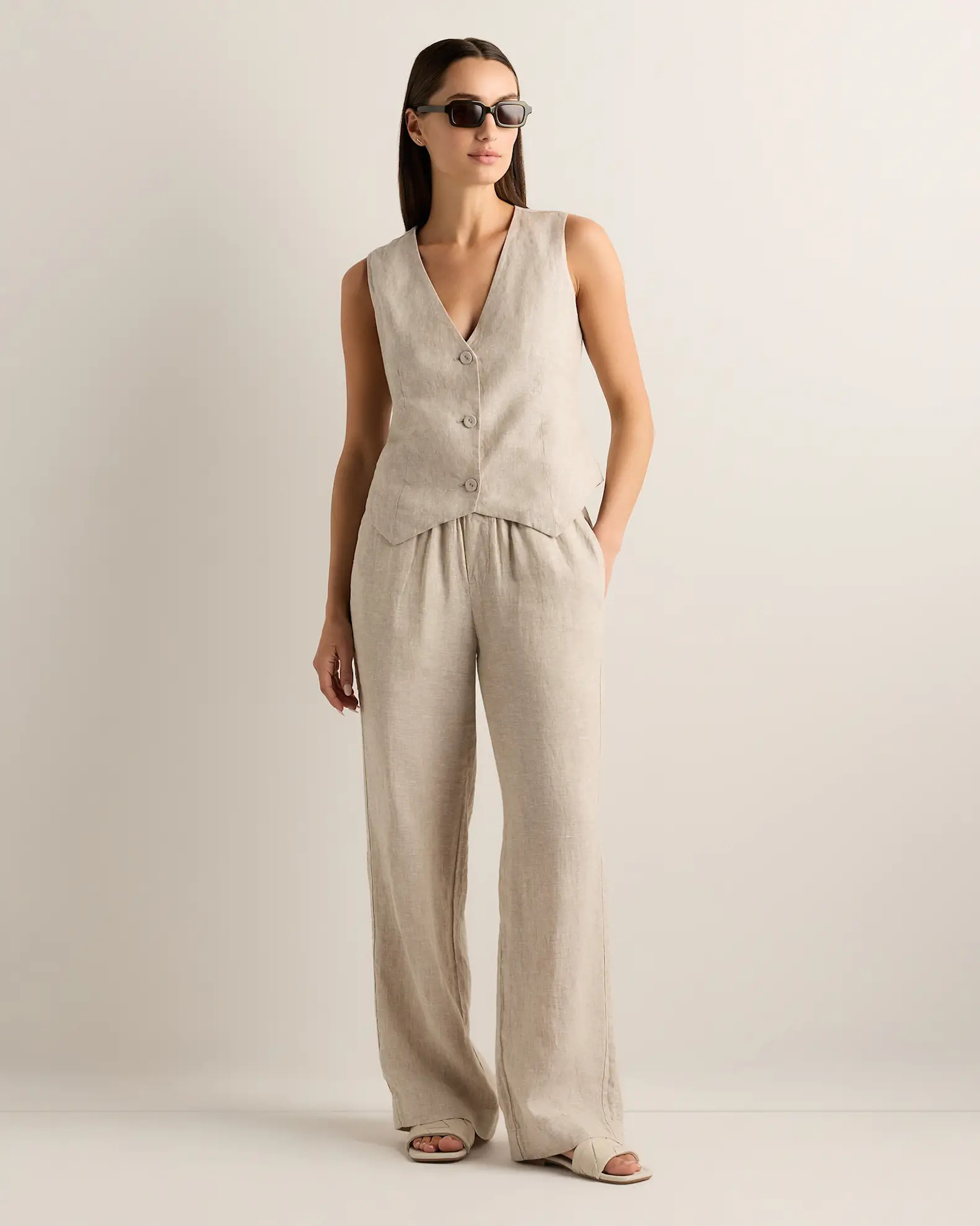 100% European Linen Vest | Quince