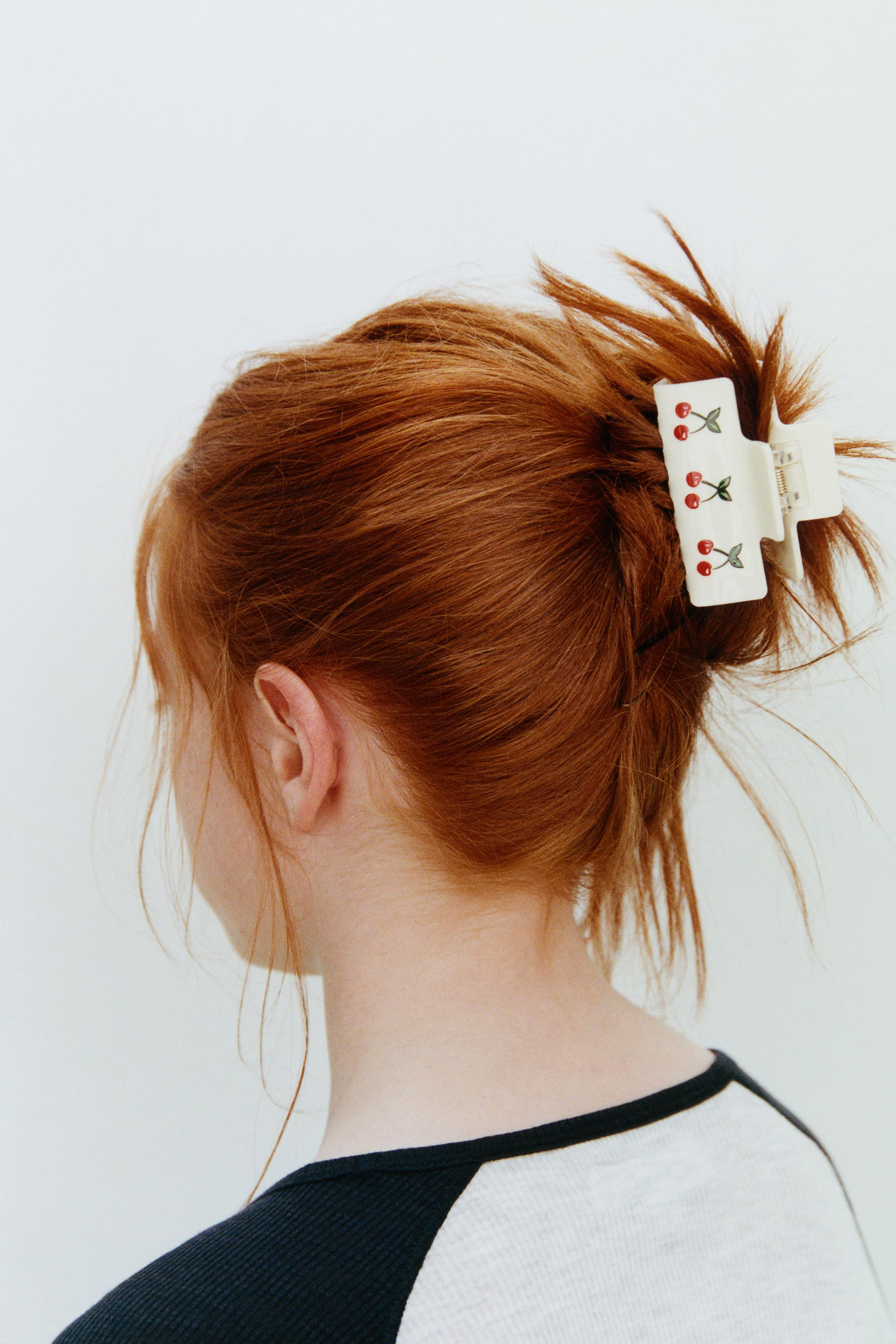 PACK OF TWO STRAWBERRY AND CHERRY HAIR CLIPS | Zara UK