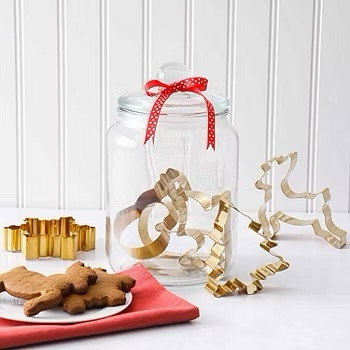 ✨SALE✨ Celebrate the season with baked goods made fun and festive! This charming set includes six champagne gold-coated stainless steel cookie cutters in holiday shapes—tree, snowman, sleigh, candy cane, reindeer, and snowflake—and a clear glass jar with a lid to store your treats while keeping them fresh. Perfect for family baking traditions and spreading holiday cheer.

Gift Idea: A thoughtful present for bakers, families, or anyone who loves holiday traditions. Pair with a family favorite recipe card or ingredients for a complete baking-themed gift!

#LTKHome #LTKGiftGuide #LTKHoliday