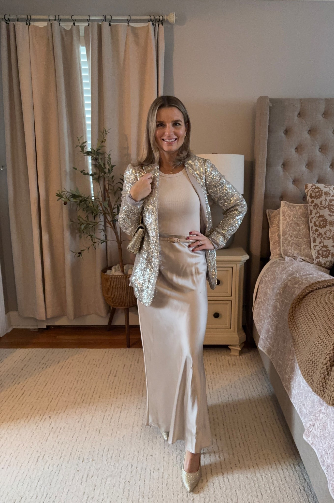 Holiday look! Sparkle blazer from last season, linked similar! 

#LTKPetite #LTKFindsUnder50 #LTKHoliday