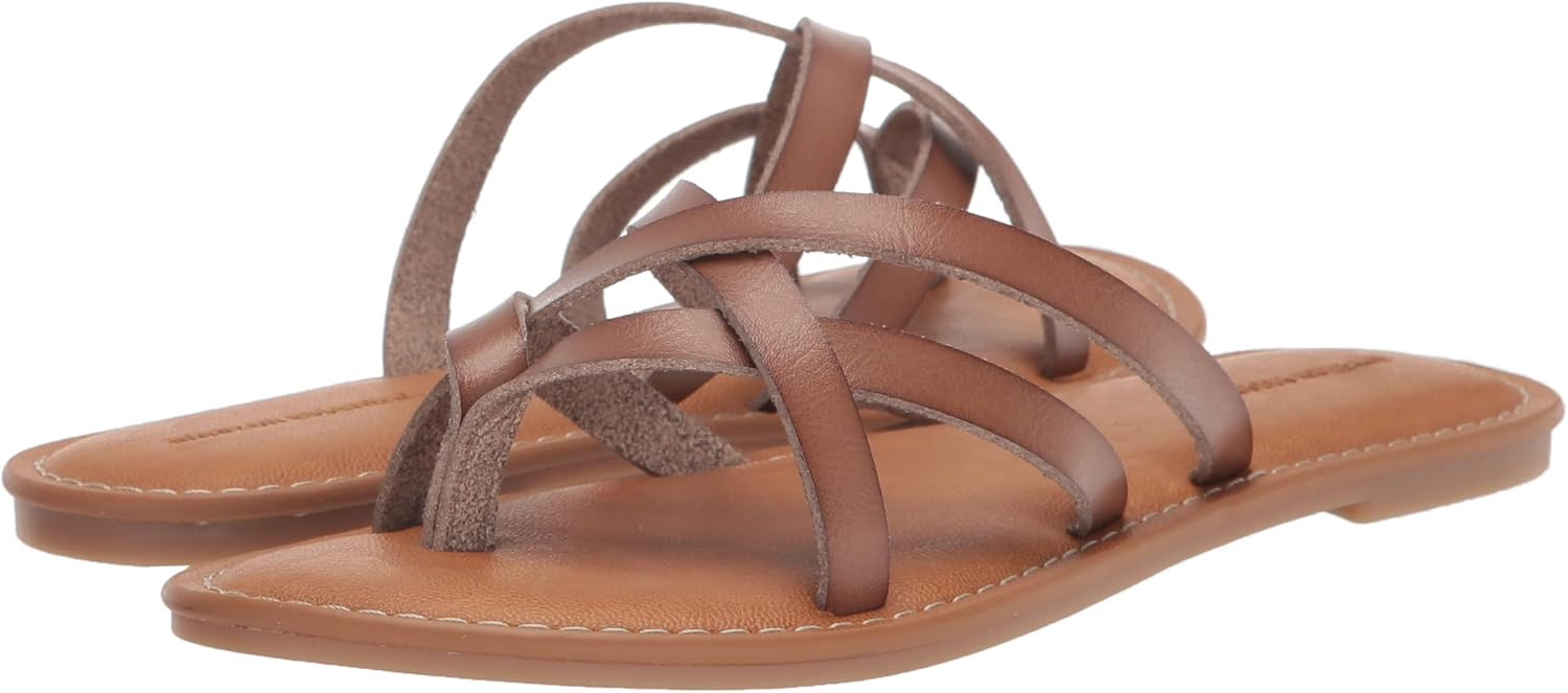 Amazon Essentials Women's Strappy Slide Flat Sandal | Amazon (US)
