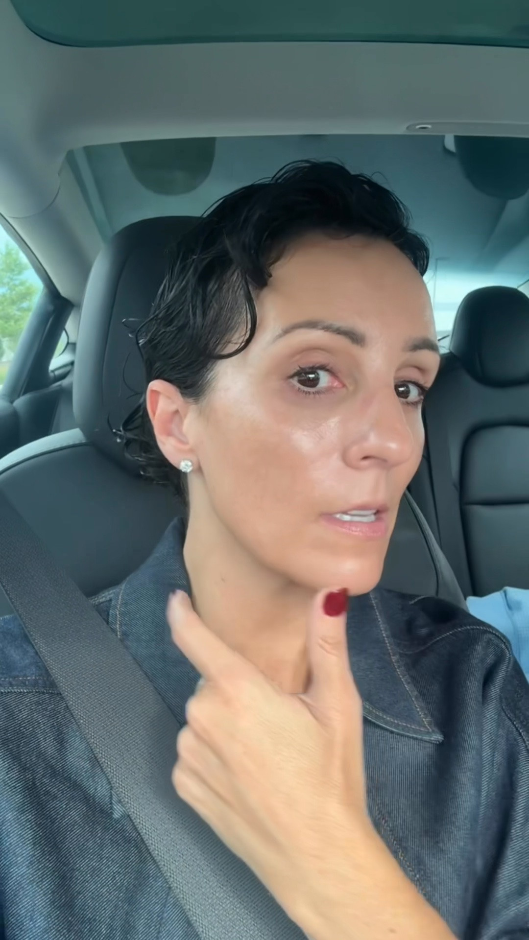 The face oil I keep coming back to. As my skin has changed, I’ve learned that the goal isn’t to cover it up, but to give it the hydration and luminosity it needs to look healthy and cared for.

mature skin, skincare over 50, face oil, hydrating skincare, glowing skin, mature skincare routine, clean beauty, dry skin care, luminous skin, skincare favorites, beauty over 50, StylewithEugenia

#LTKBeauty #LTKOver40 #LTKselfcare