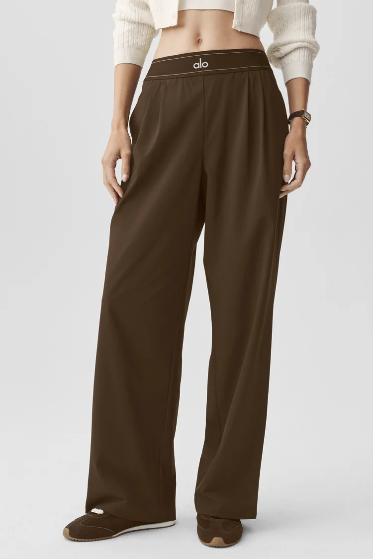 Suit Up Trouser (Short) | Alo Yoga