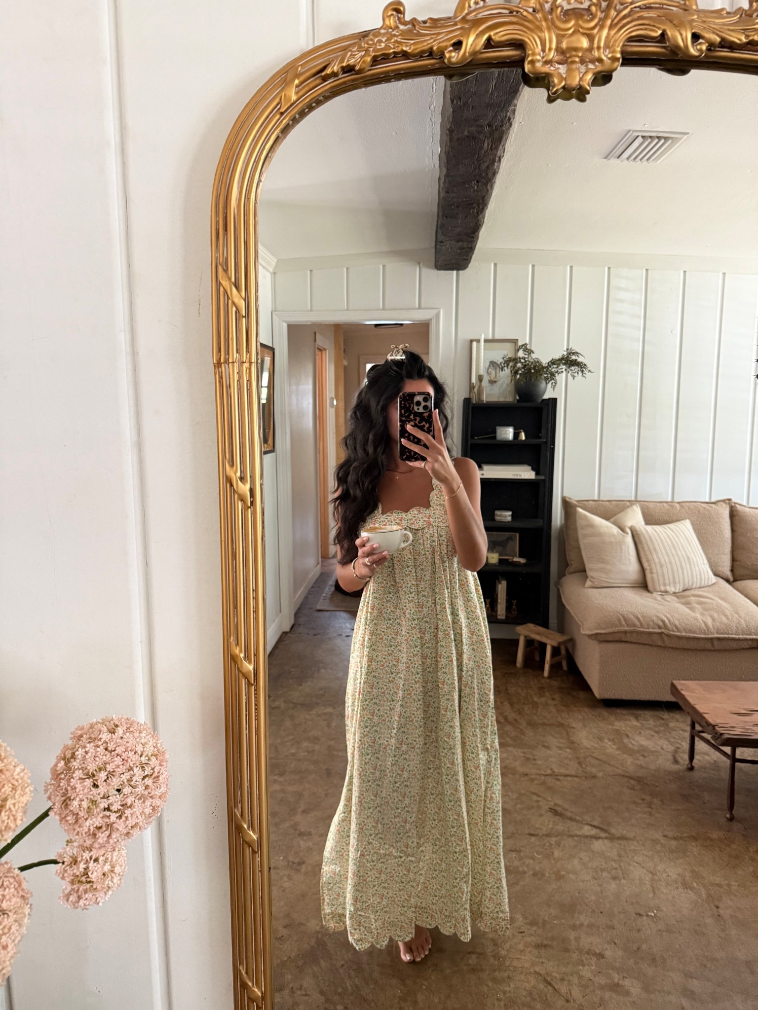 🧈 wearing a size small 