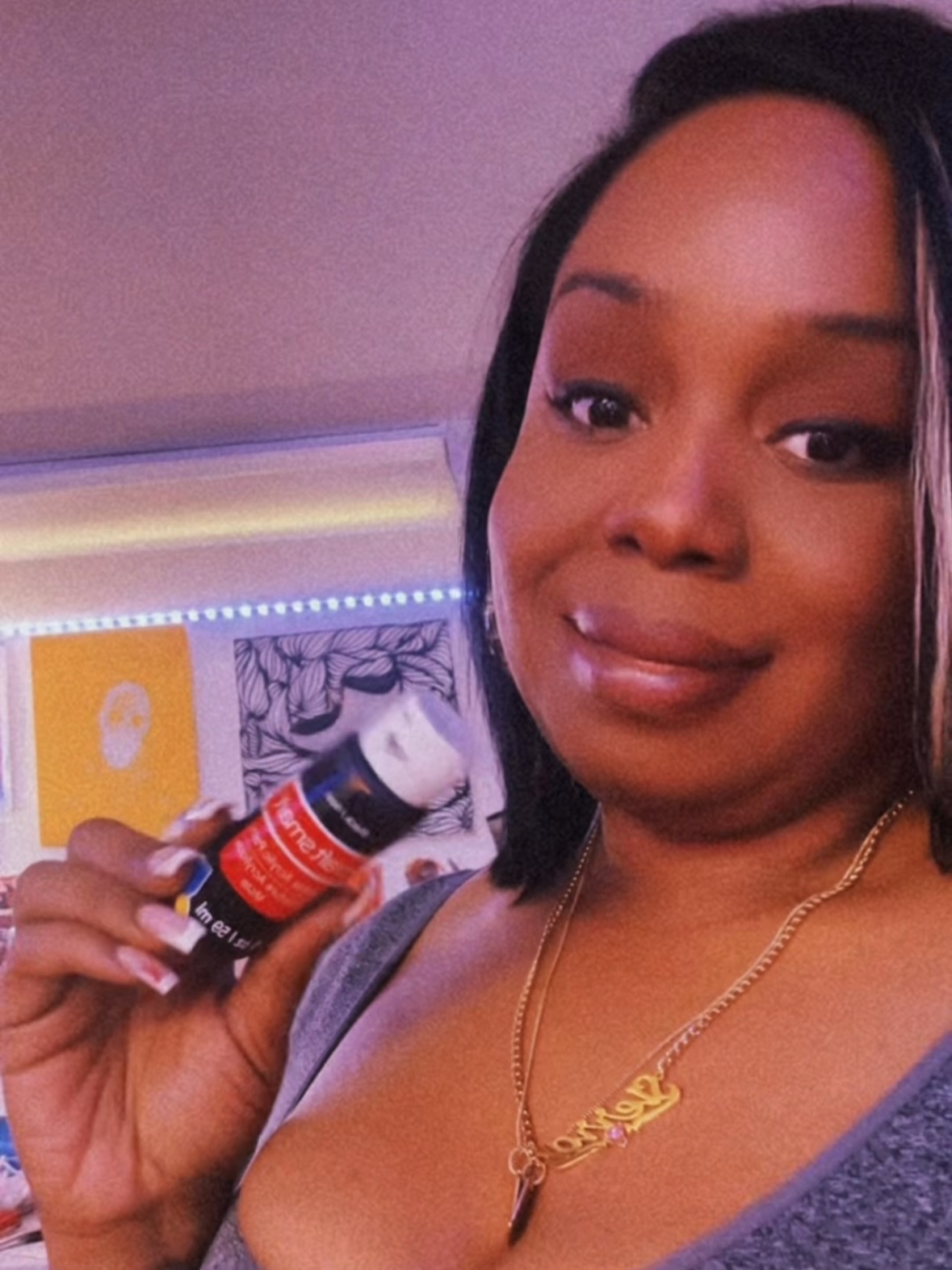 Celebrating MYSELF 🥂💕 

#happybirthdaytome🎉 #celebratingmilestones #1127 #trapmuseum #sipnpaint #imanartist #imanadult #39andfine