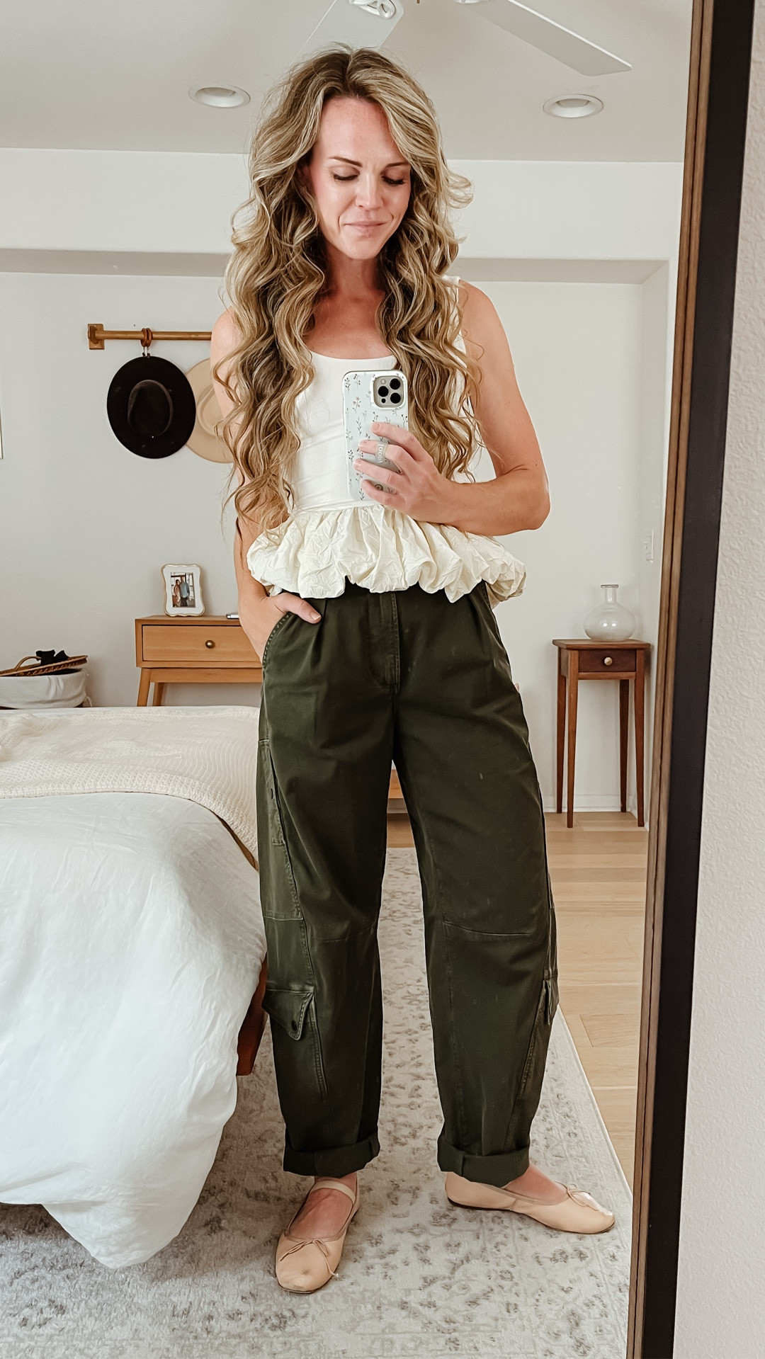 OOTD 🫒🕊️ 

Top runs TTS, wearing a small
Pants run big, size down, wearing a 24
Flats run TTS

#LTKOver40