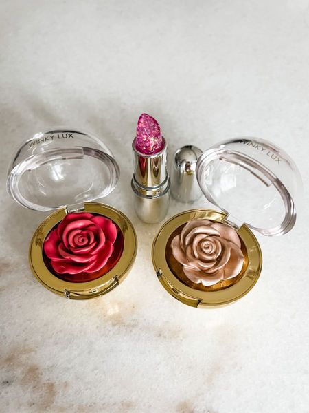 My fave compact rose highlighter and lipbalm!

#cleanbeauty #beautyfinds #beautymusthaves #cutemakeups

#LTKbeauty #LTKFind