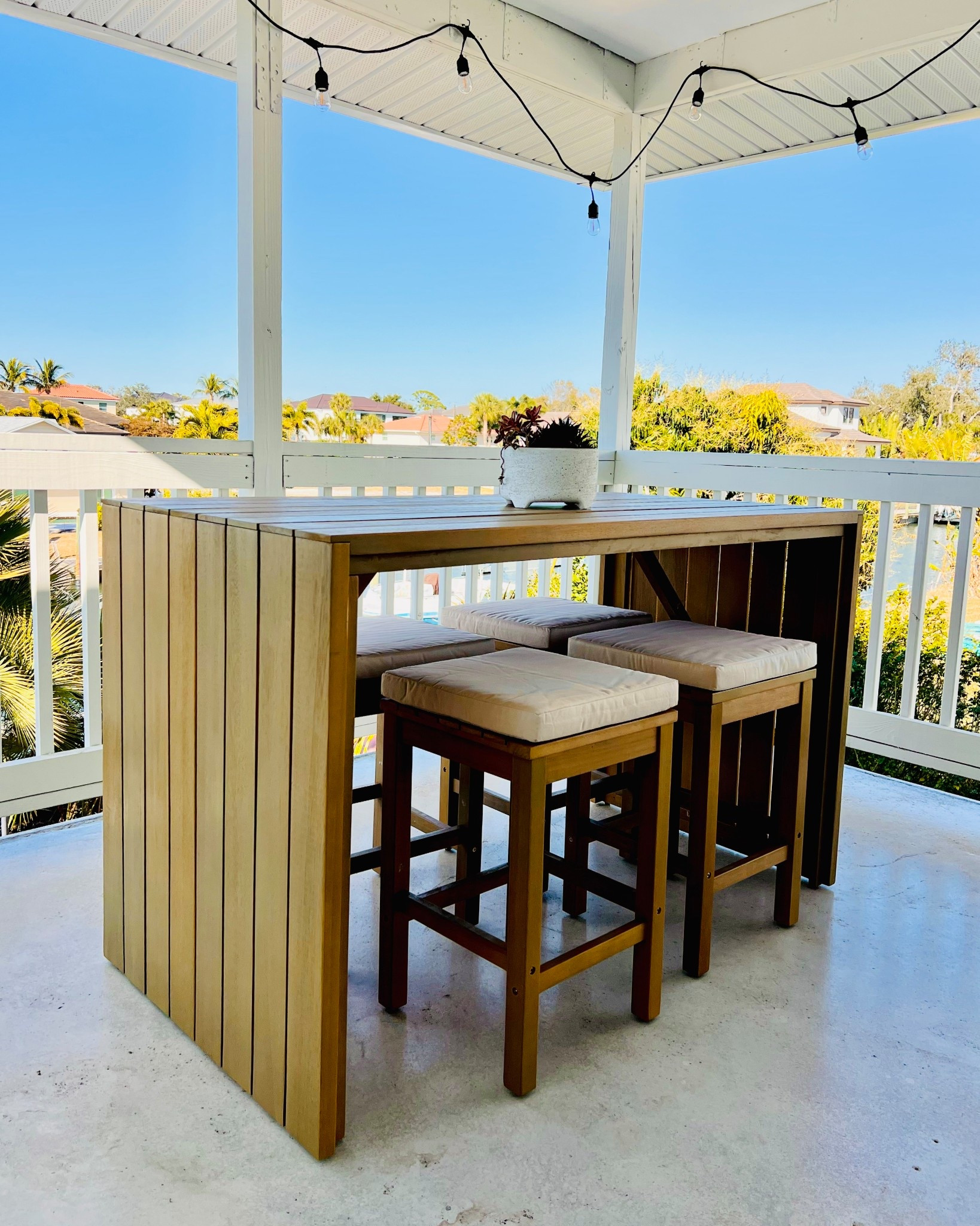 Outdoor patio furniture

Patio design, patio decor, coastal patio, outdoor bar top table, high top tablee

#LTKHome