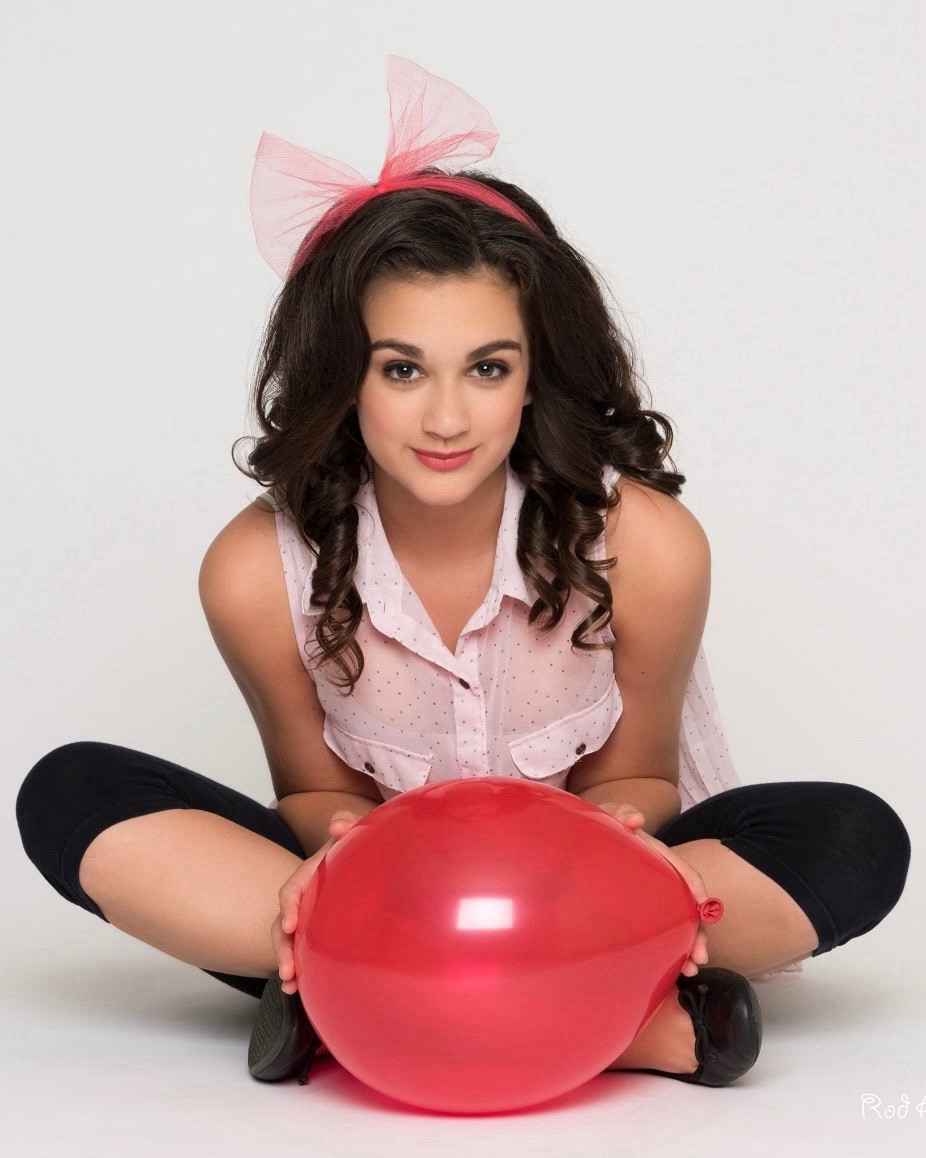 When I turned 13, we started planning themed birthday photoshoots. For my 13th birthday the theme was more simple, it included tulle, balloons, confetti, and sparkles. Each year we would try to get more creative. I can’t wait to show you every year as we count down to my golden birthday. 🥳 

#LTKparties #LTKstyletip #LTKfamily