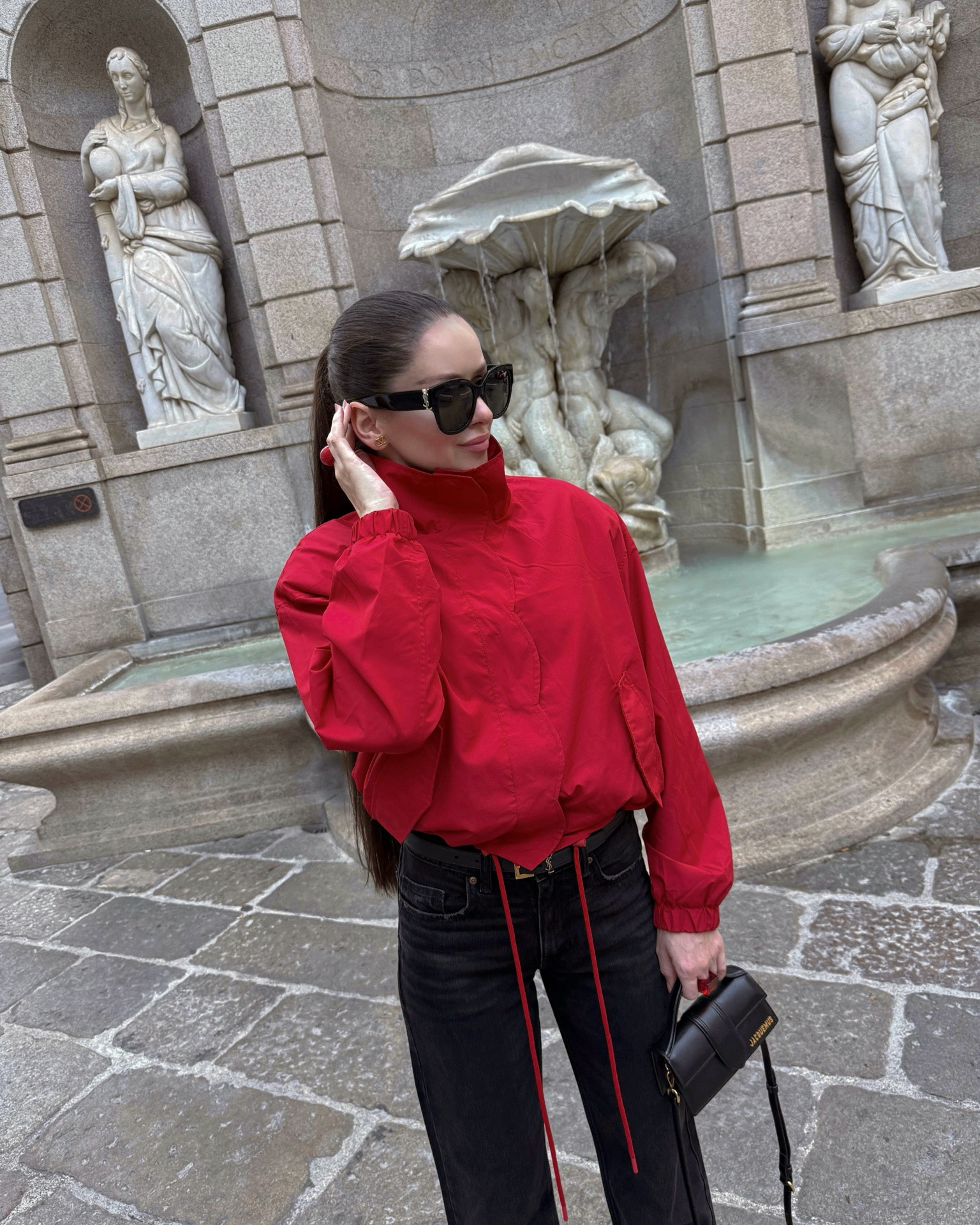 paint the town red ♥️


jacket, technical jacket, jeans, Jacquemus, mini bag, leather bag, windbreaker, spring look

#LTKootd #LTKSeasonal #LTKTravel