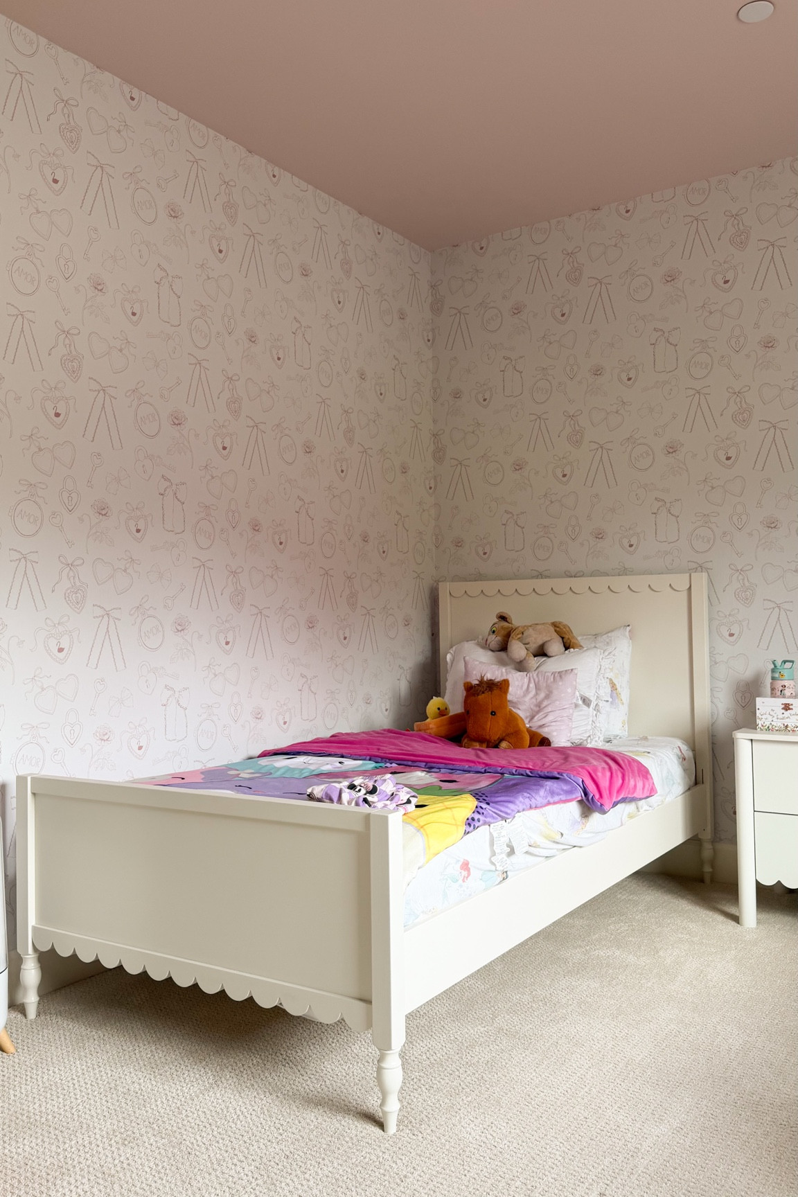 Pottery Barn Penny bed 😍 love the scallop details on this beautiful kids bed!

#LTKHome #LTKKids