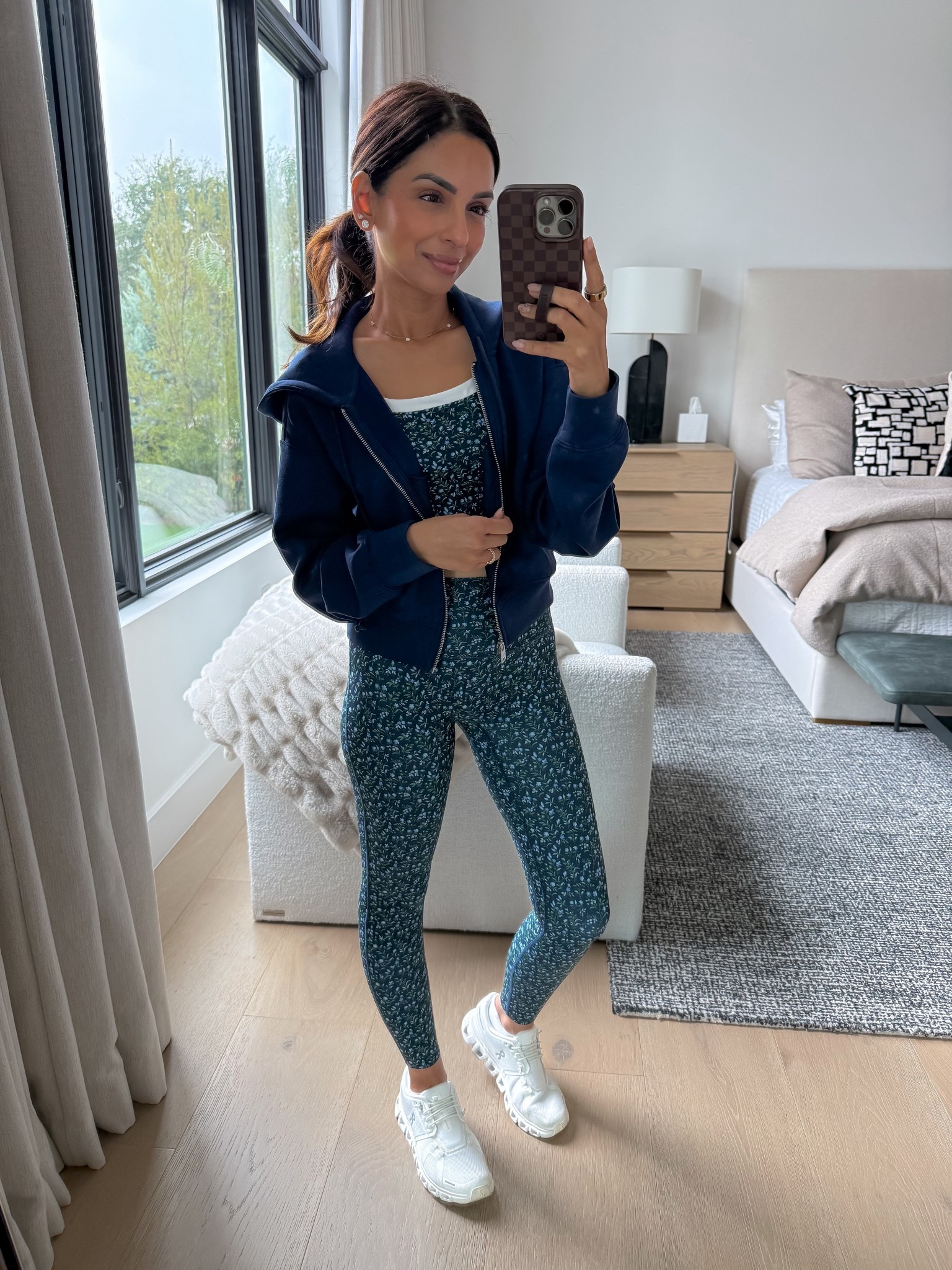 #abercrombiepartner Today's gym look, I want this set in every color combo! I took my true size XS in each. Both linked from @abercrombie 

#LTKfitnessgoals #LTKActive #LTKPetite