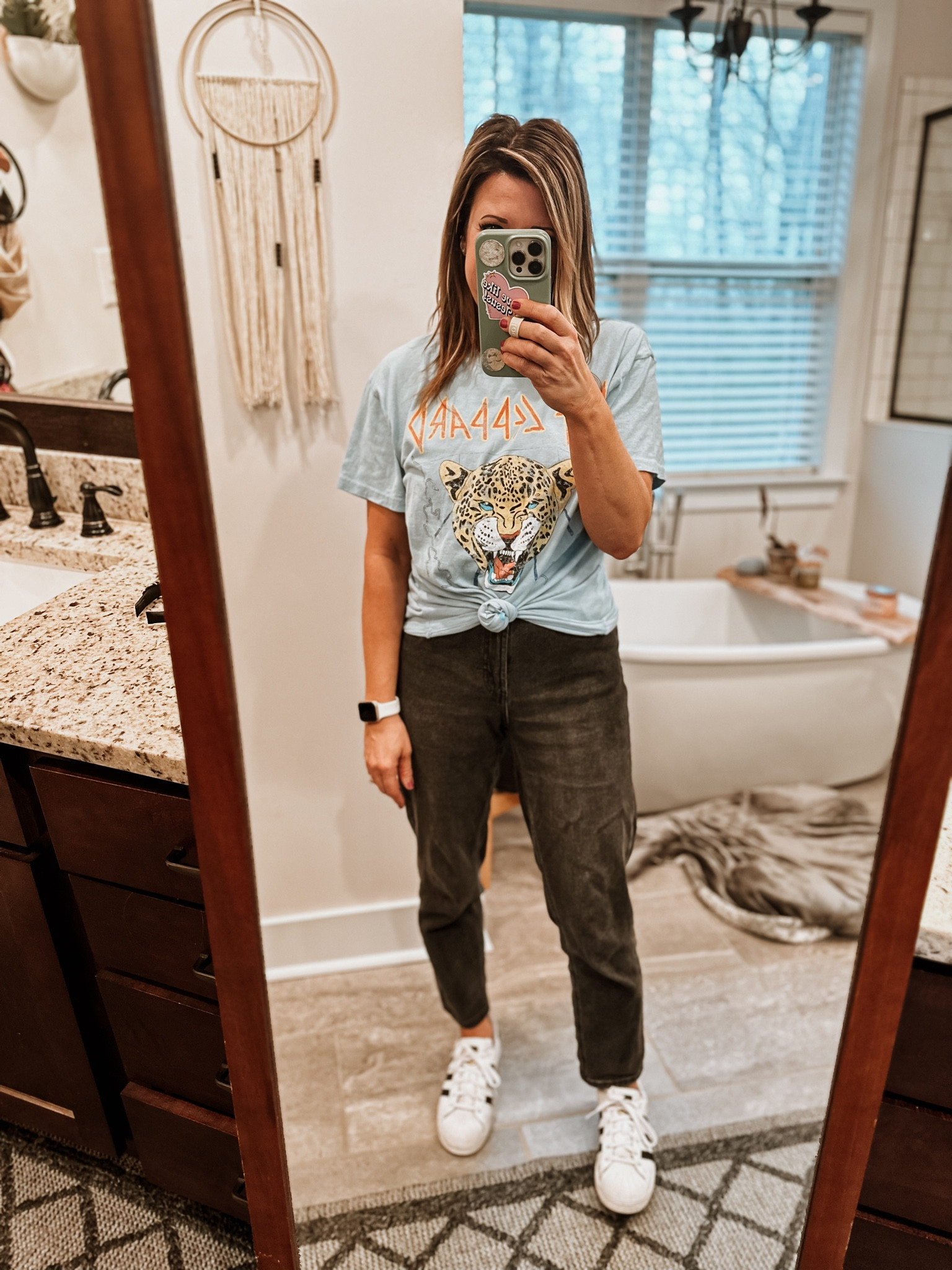 Graphic tees are a staple piece, IMO ✨

#LTKstyletip #LTKover40 #LTKfindsunder50
