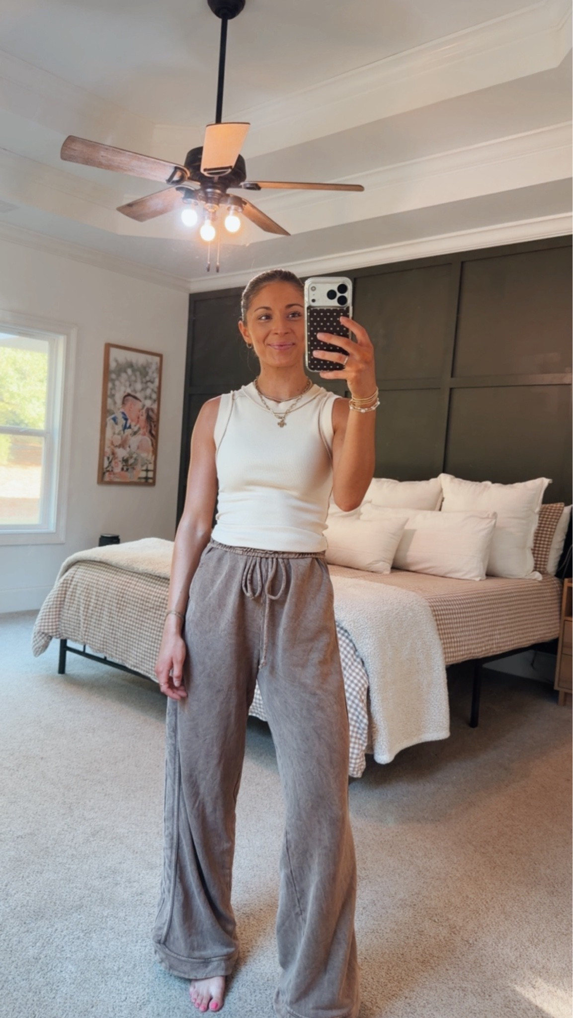 The cutest @threebirdnest sweatpants!!! Use code CASEYC20 to save 🤩🤎

#LTKU #LTKSeasonal #LTKootd