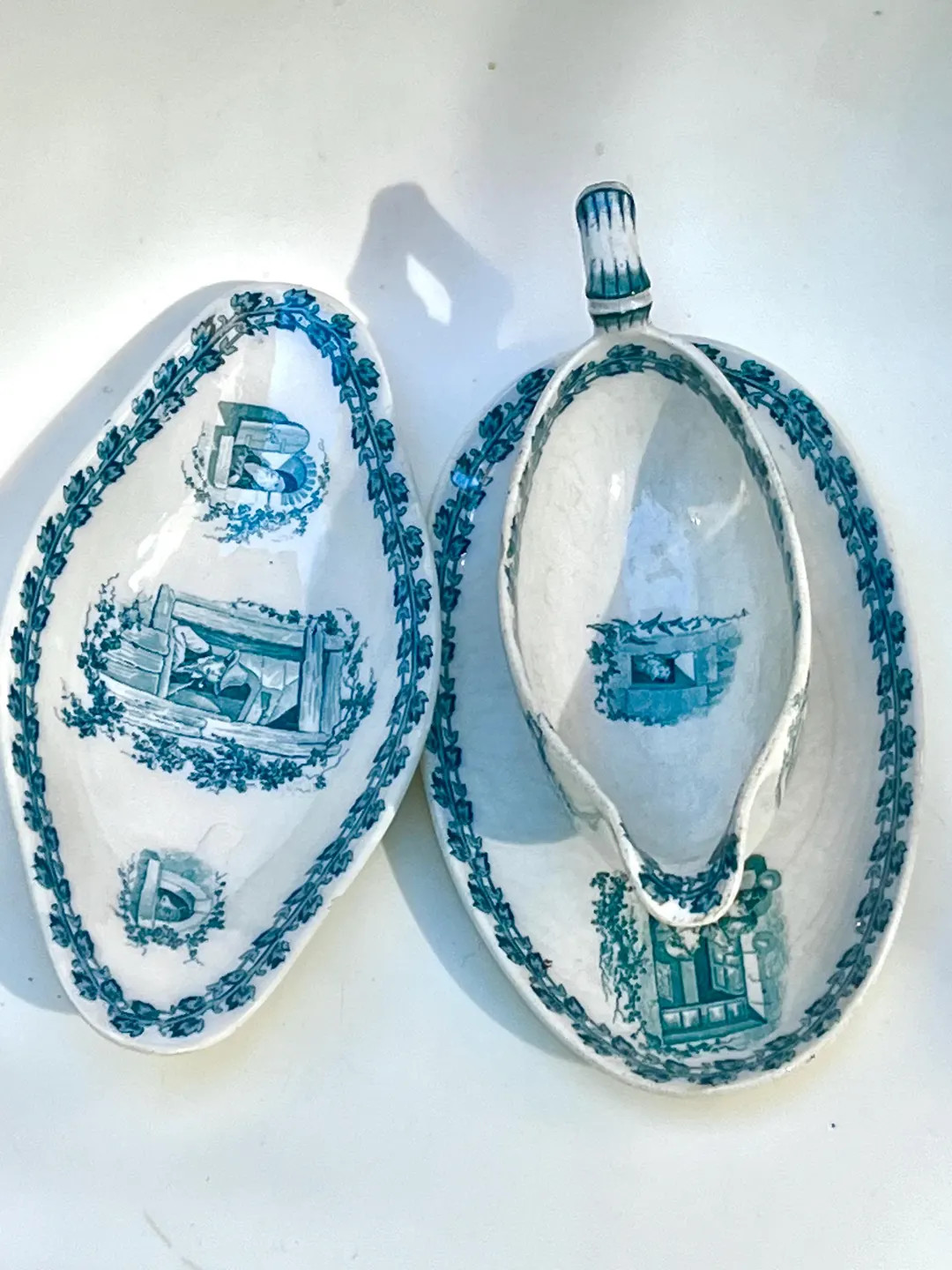 Vintage Français ironstone bleu sarcelle transfert chaton & images de gens de la campagne franç... | Etsy (US)
