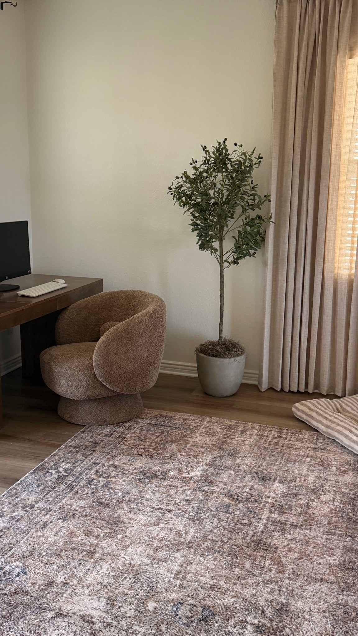 new office set up!!

#LTKHome