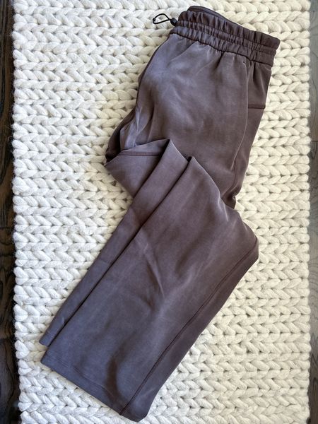 This color is everything for fall! These are the softest lounge pants. 

#lululemon #loungepants #athleisure #softstreme

#LTKover40 #LTKGiftGuide #LTKstyletip