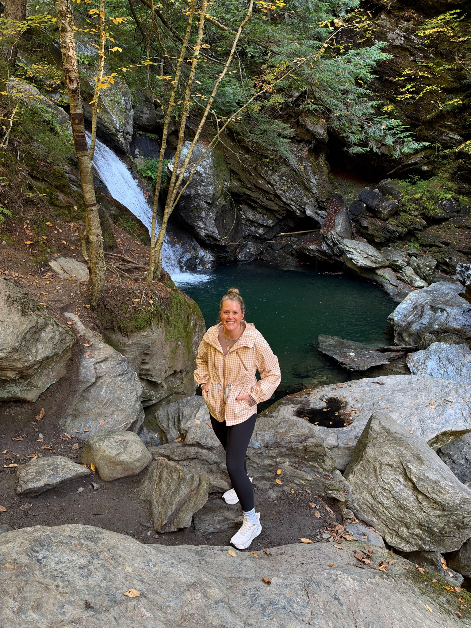Cute hiking outfit 

Fall outfit fall fashion leggings sneakers trendy outfit

#LTKgrwm #LTKmomlife #LTKootd
