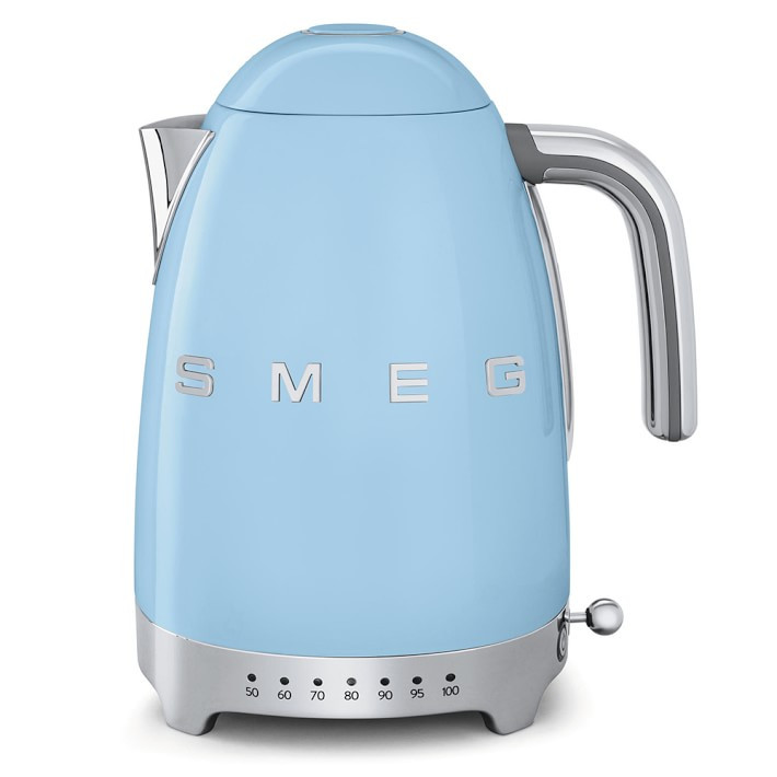 SMEG Variable Temperature Kettle 3D Logo | Williams-Sonoma