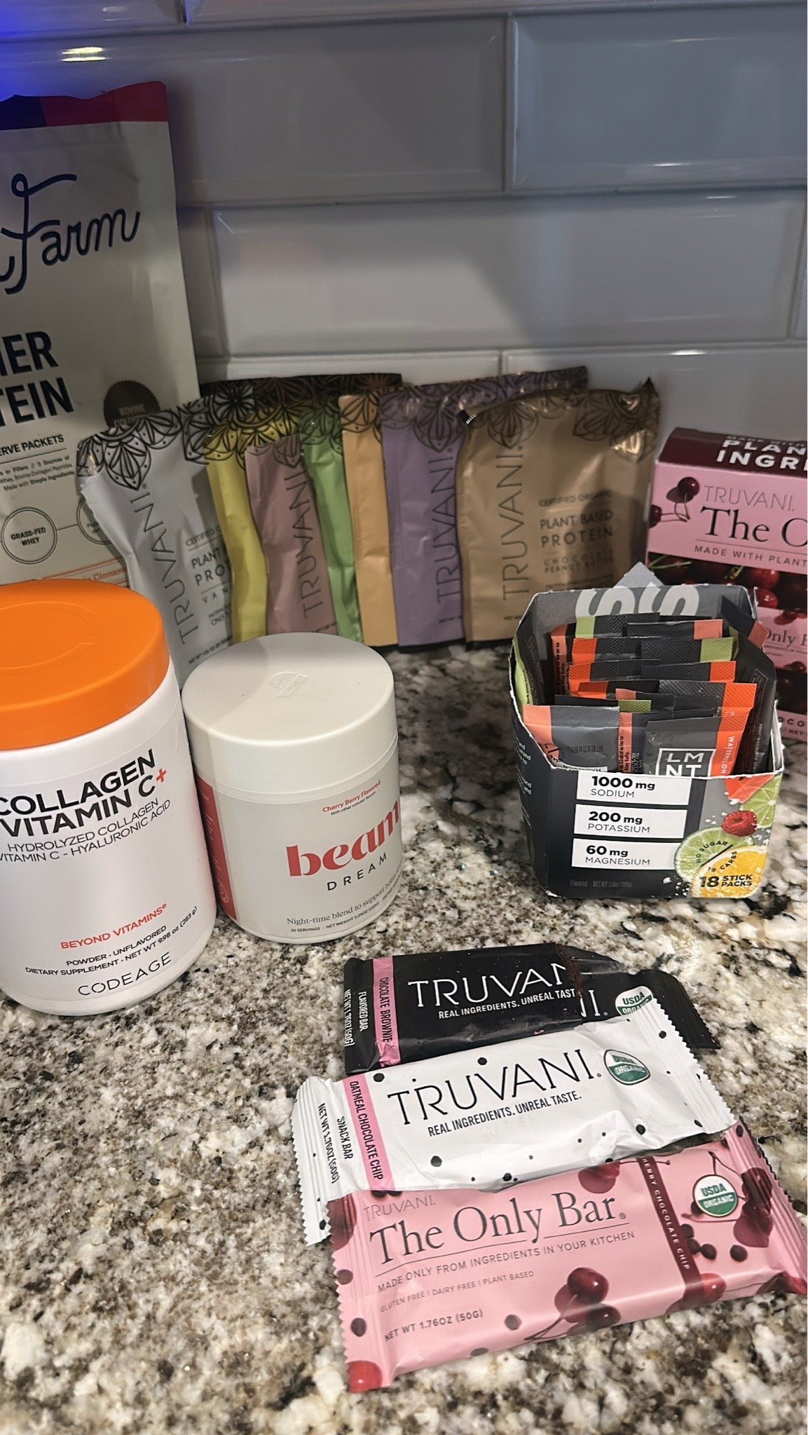 What’s in my wellness lineup lately 

A few staples I keep reaching for daily:
Collagen + Vitamin C, Truvani Protein, Truvani Snack Bars, and LMNT Electrolytes.

Easy, consistent, and supportive for my workouts + routine 🤍
@Beam

#LTKActive #LTKU #LTKfitnessgoals