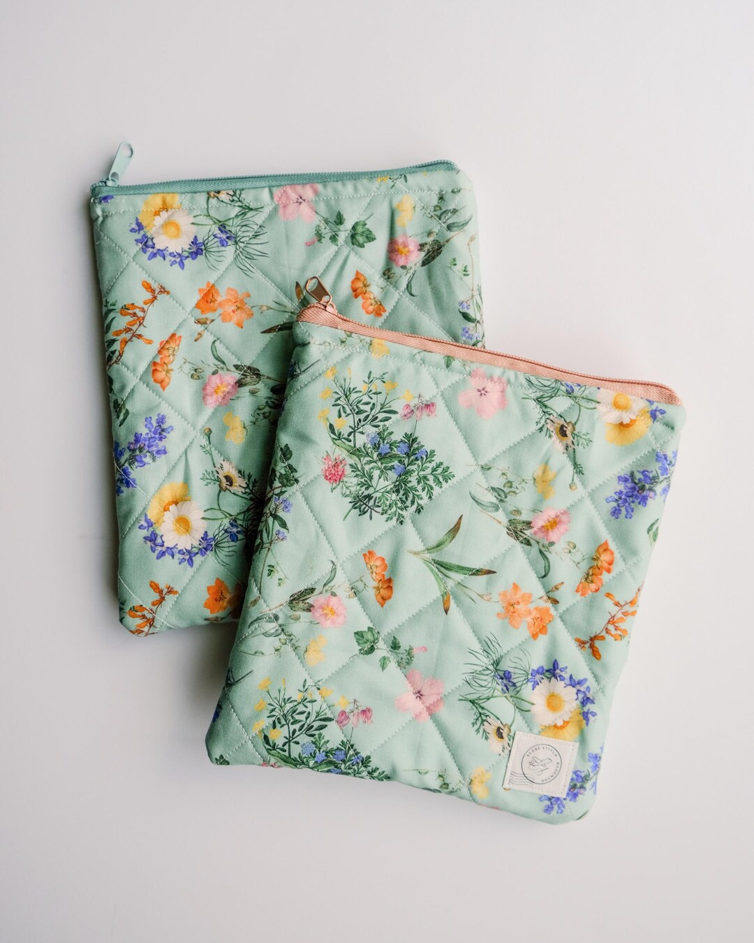 Tablet Sleeve / Mini iPad Sleeve / Kindle Sleeve / Fabric Kindle Sleeve / Cute Book Sleeve / Zip ... | Etsy (US)