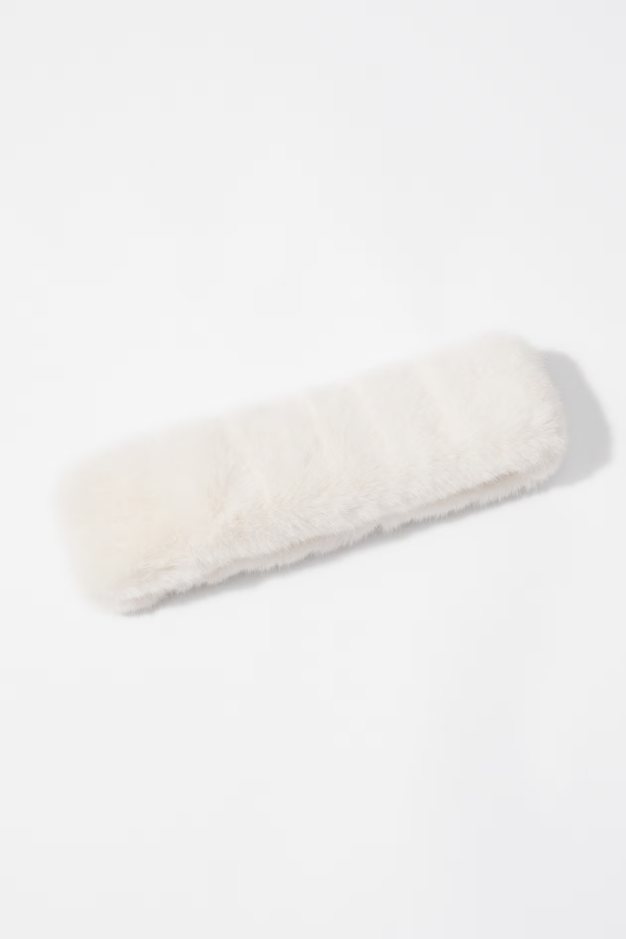 Stirnband aus Fellimitat | H&M (DE, AT, CH, NL, FI)