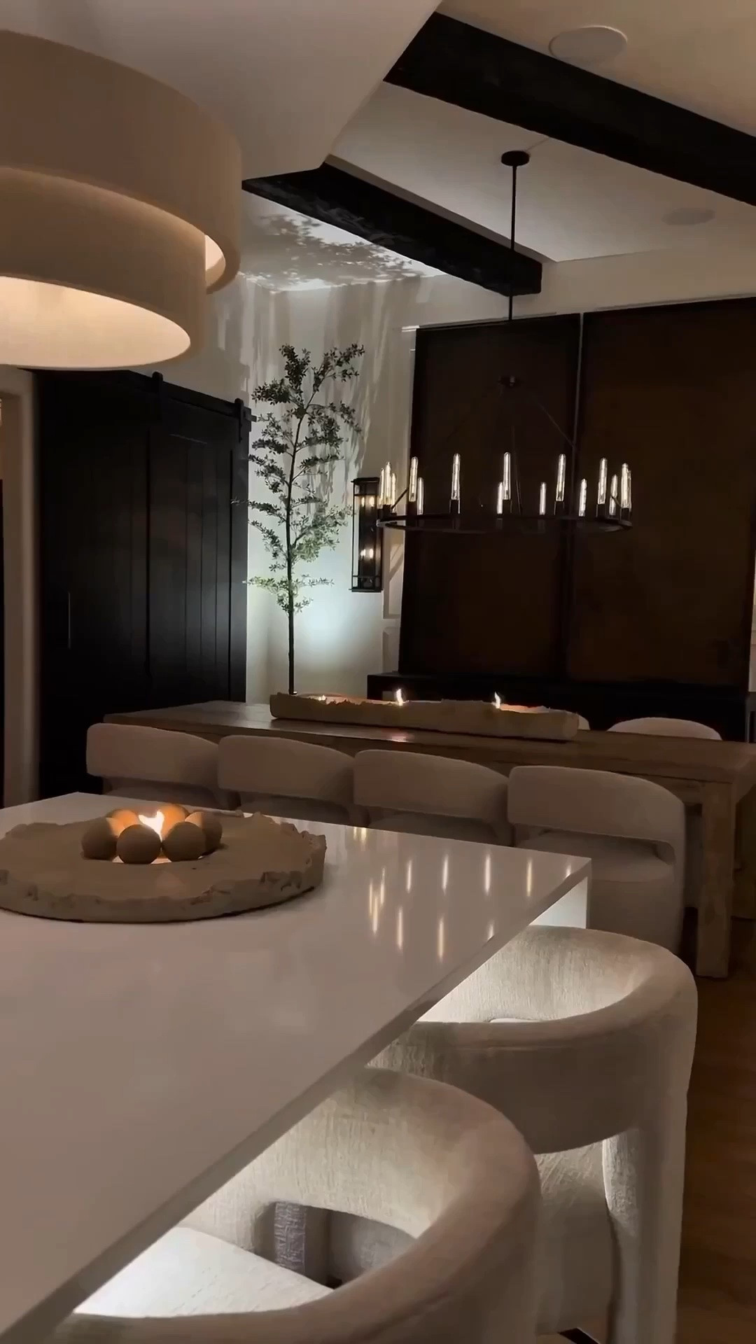 Earthy warm living room


#warmmodern #homedecor #earthtones #neutralaesthetics #livingroominspo #moodydecor
#amazonhome #decorideas #interiordesign
#aestheticdecor #aesthetic #moodyvibes

#LTKU #LTKHome #LTKdayinmylife