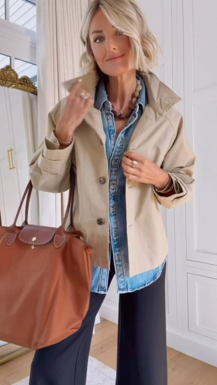 Love layering this twill jacket over this denim button down! This is an option that would be great for work! Wearing XS/00!

Loverly Grey, fall outfit, fall workwear, fall jacket, denim button down, wide leg pants, tote bag

#LTKSeasonal #LTKWorkwear