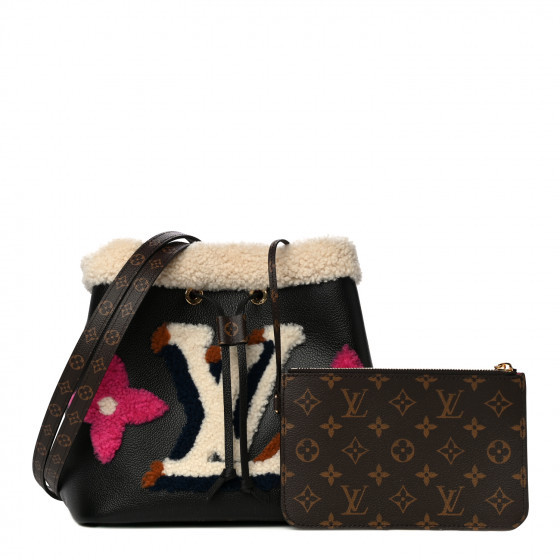 LOUIS VUITTON

Calfskin Teddy NeoNoe MM Black | Fashionphile