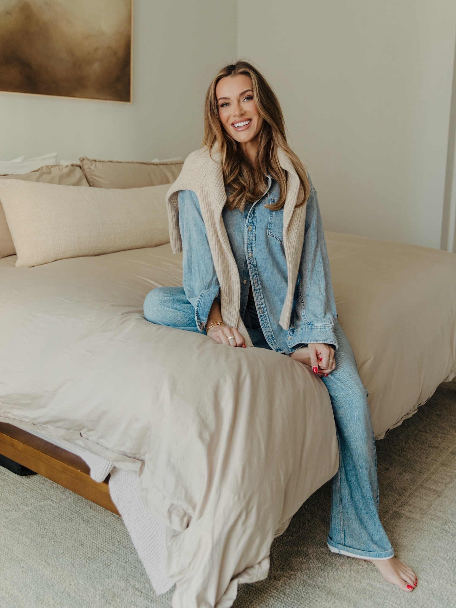 Everything in the room linked including my outfit 🩷

#LTKHome #LTKFallSale #LTKBump