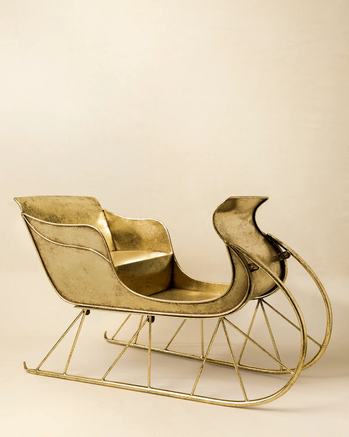 Golden Sleigh | McGee & Co. (US)