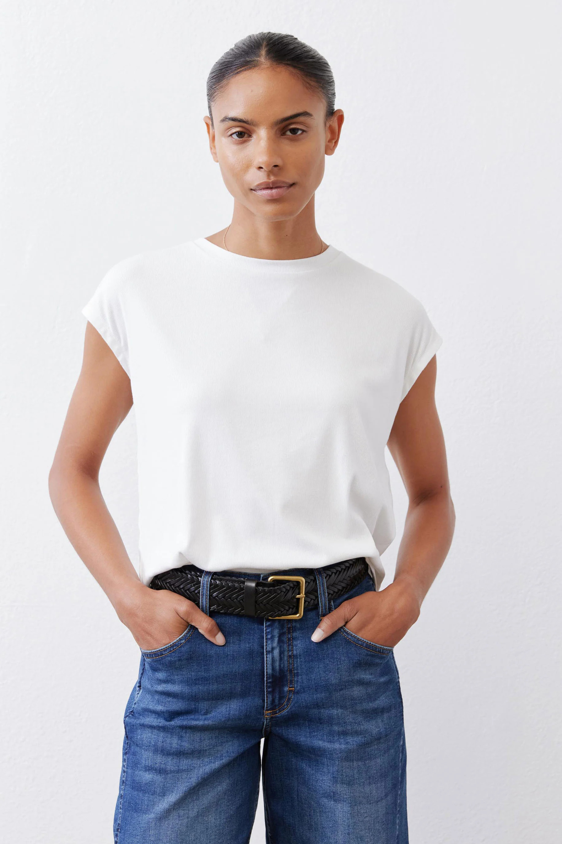 The Ribbed Tuck-In Tee White / XS | Ruti