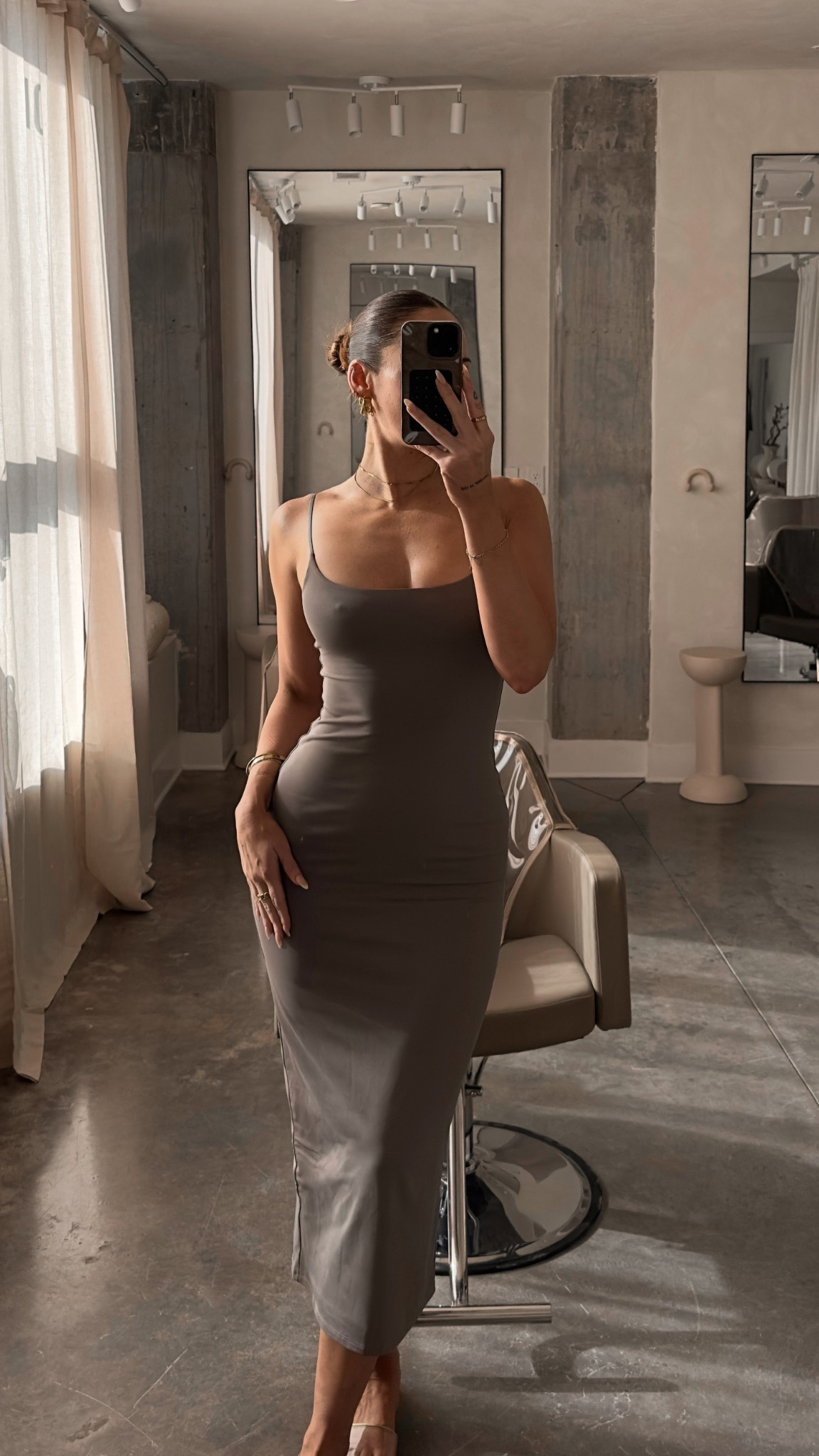 Aritzia contour dress (wearing M)

#LTKFindsUnder100 #LTKBeauty #LTKStyleTip