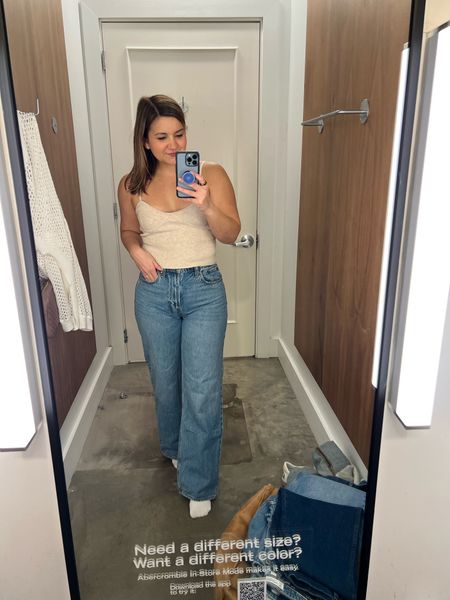 I’m on the hunt for a pair of jeans to wear with heels and these are really cute. Wearing a 27 regular and it’s fitted through the waist but relaxed through the leg. 

#LTKfindsunder100 #LTKSeasonal #LTKSpringSale