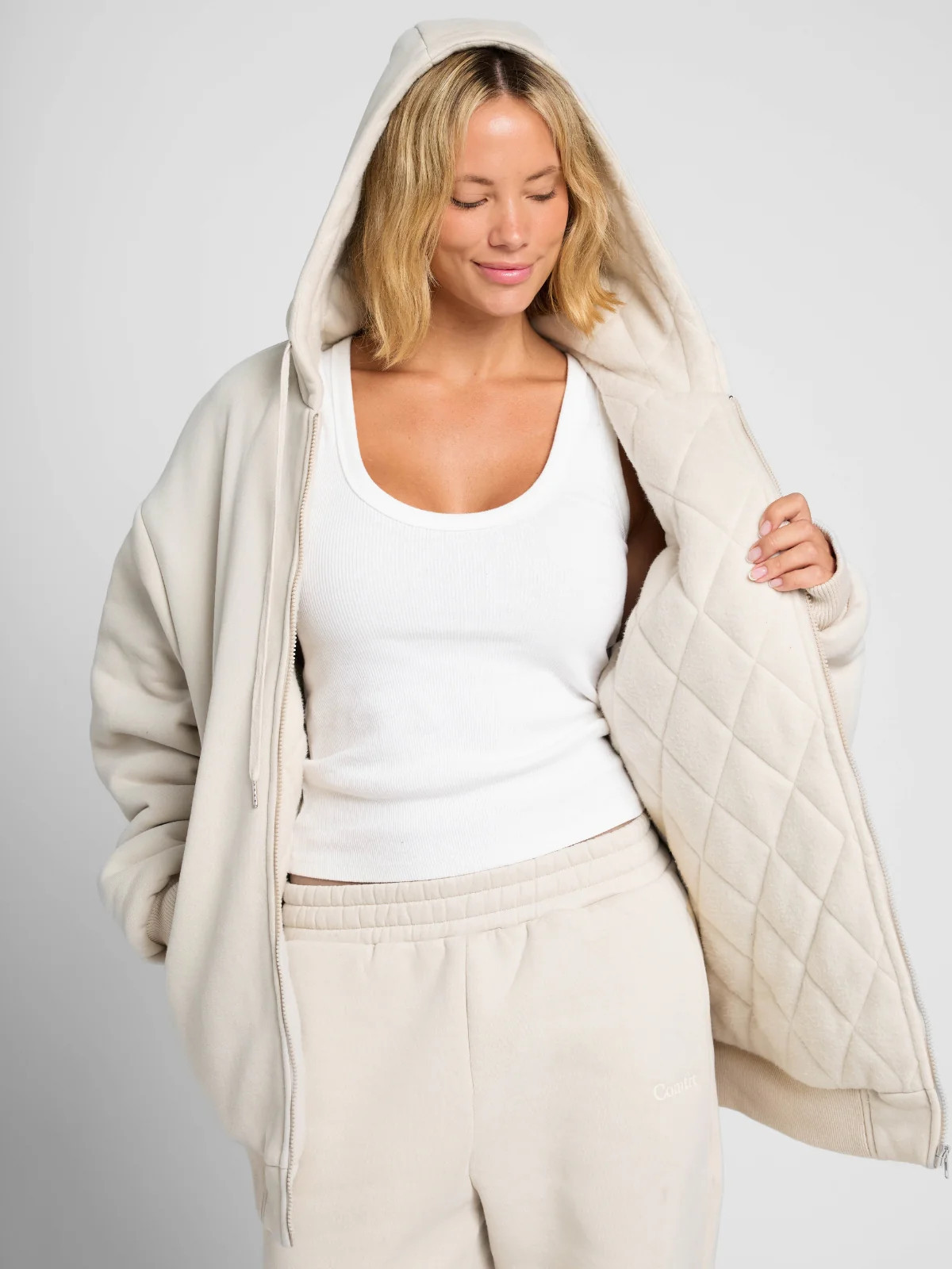 Comfrt Weighted Hoodie | Bone | Ivory | Oversized | M | Medium | Comfrt