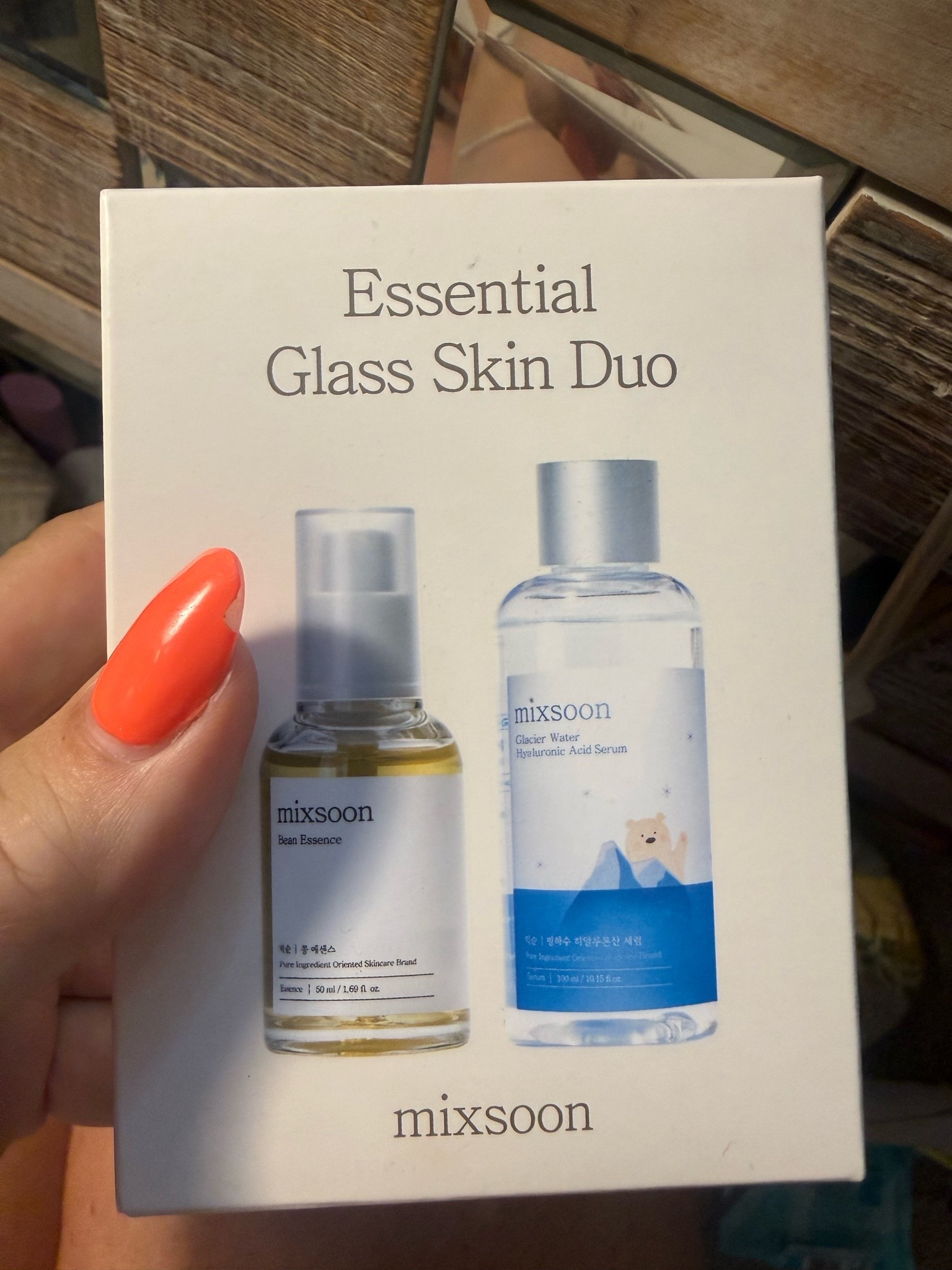 Okay I caved. 😂🍸
The reviews on this Mixsoon Essential Glass Skin Duo had me and I cannot wait to try it. Everyone is talking about it for scars, texture and hydration and my skin needs all three. Korean skincare has never let me down.
Will report back girls. Follow along for more. 🍸
mixsoon glassskin koreanskincare skincare skincareover50 beautyfinder skinobsessed selfcare glasskin hydration skintexture scartreatment antiaging beautyroutine skincarerutine over50skin ltkbeauty ltkover40 ltkskincarefinds beautyfinds

#LTKgrwm #LTKselfcare #LTKBeauty