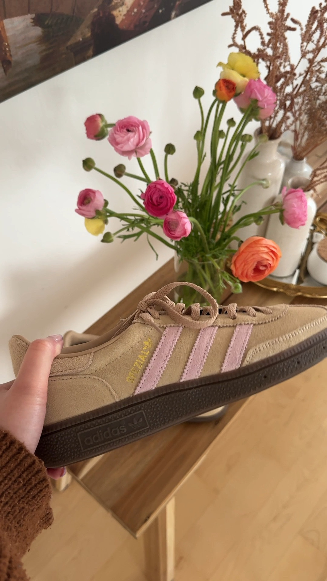 New brown and pink sneakers for spring  💕🌷