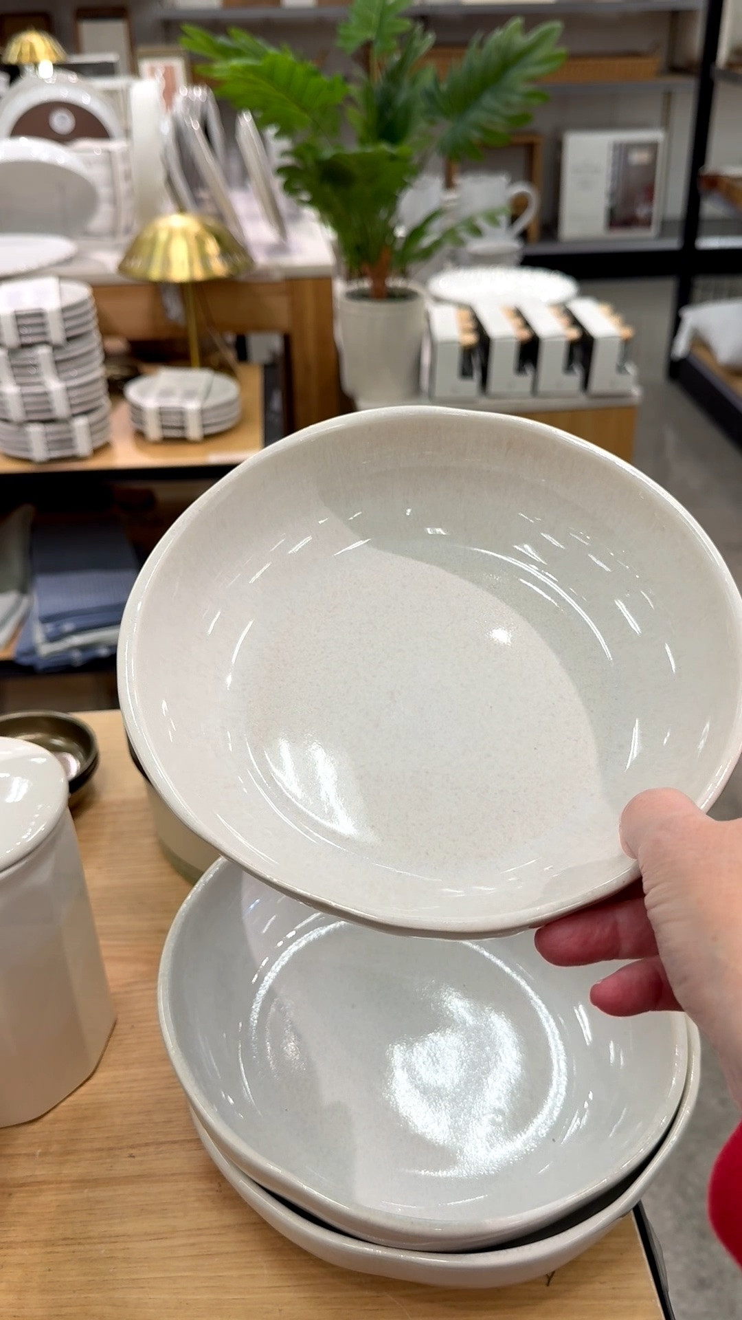 I love everything about this bowl. The off-white color, intentionally-imperfect shape, and how deep it is. I think it would be a great catchall dish in the entryway, kitchen, or coffee table.  And yes, I wouldn’t mind creamy gluten-free pasta in it either! 🍝

And if you’re a mosaic artist, this would also make a fun substrate for your tile work. For mosaic tips, tutorials + inspiration please visit my YouTube channel: YouTube.com/julieweilbacher, and follow @julieweilbacher on Instagram.

#pastabowl #catchallbowl #catchalldish #whitepastabowl #hostingessentials #target #kitchenmusthaves #mosaic #ceramicbowl

#LTKHome