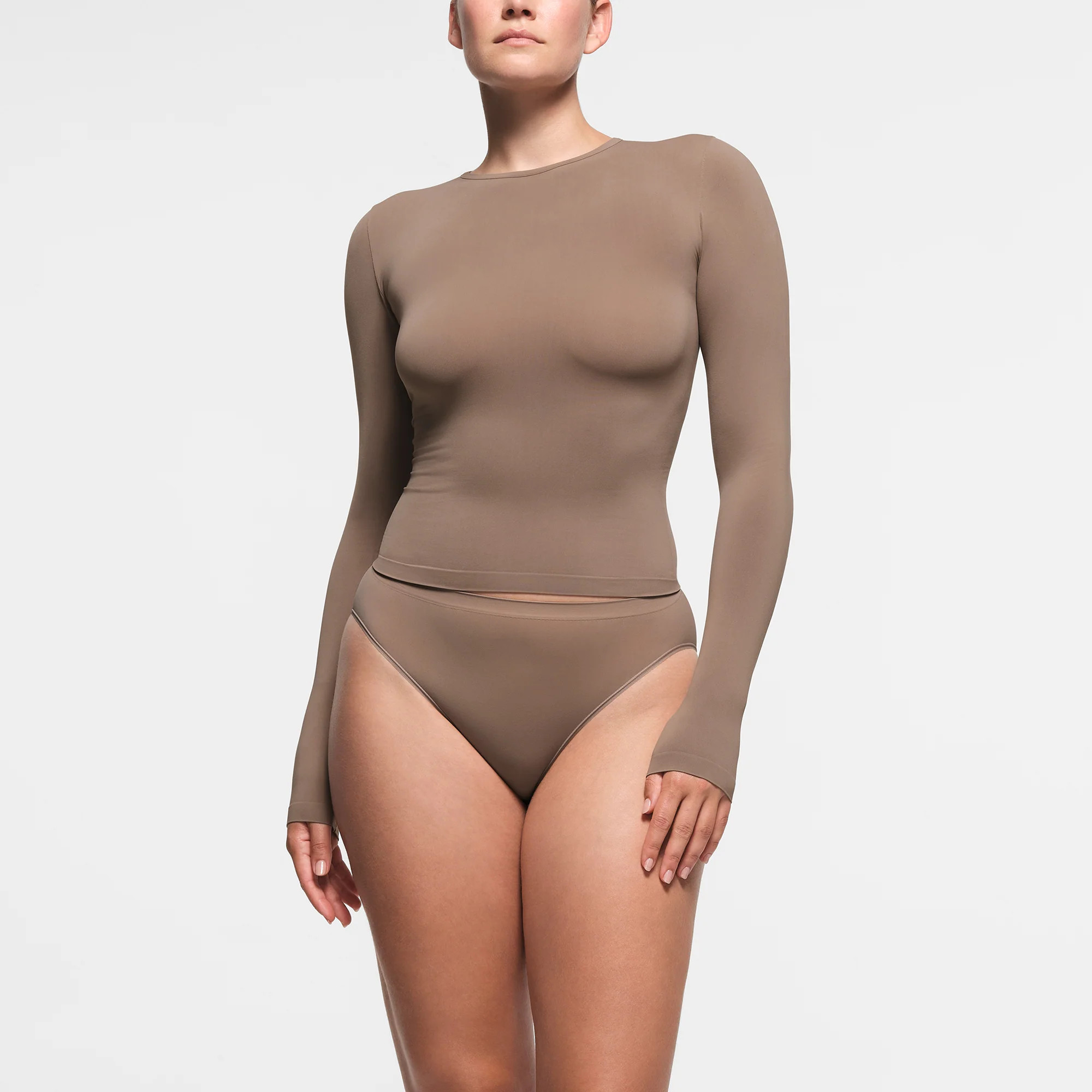 SKIMS Long Sleeve T-Shirt | Medium Neutral | Small | Soft Smoothing Seamless | SKIMS (US)