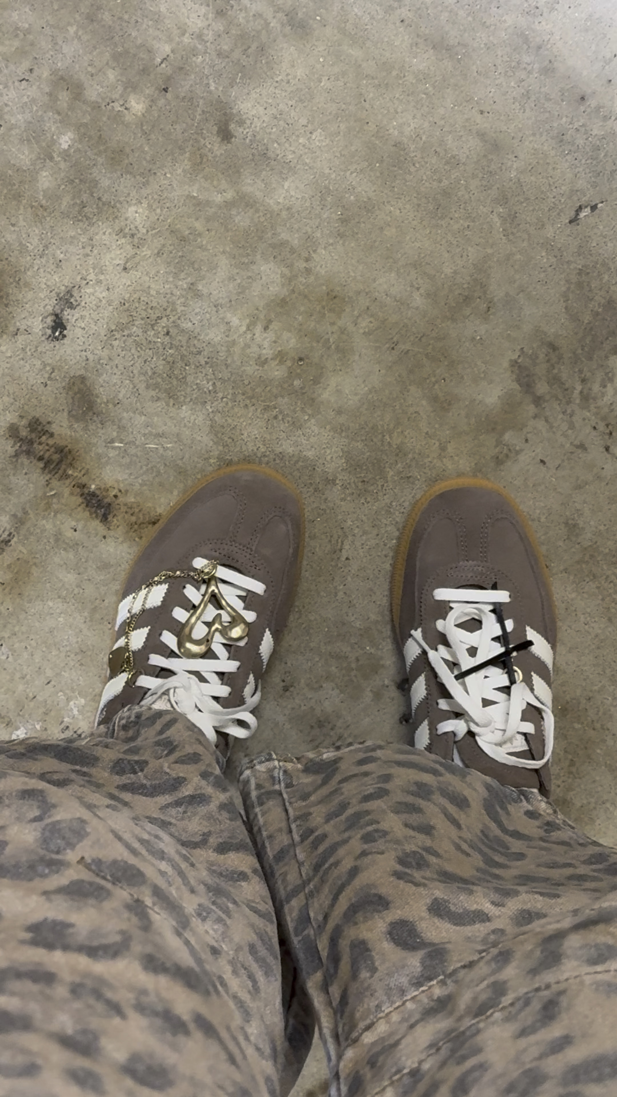 a hint of neutral 🐻🤎 

#LTKGiftGuide #LTKStyleTip #LTKShoeCrush