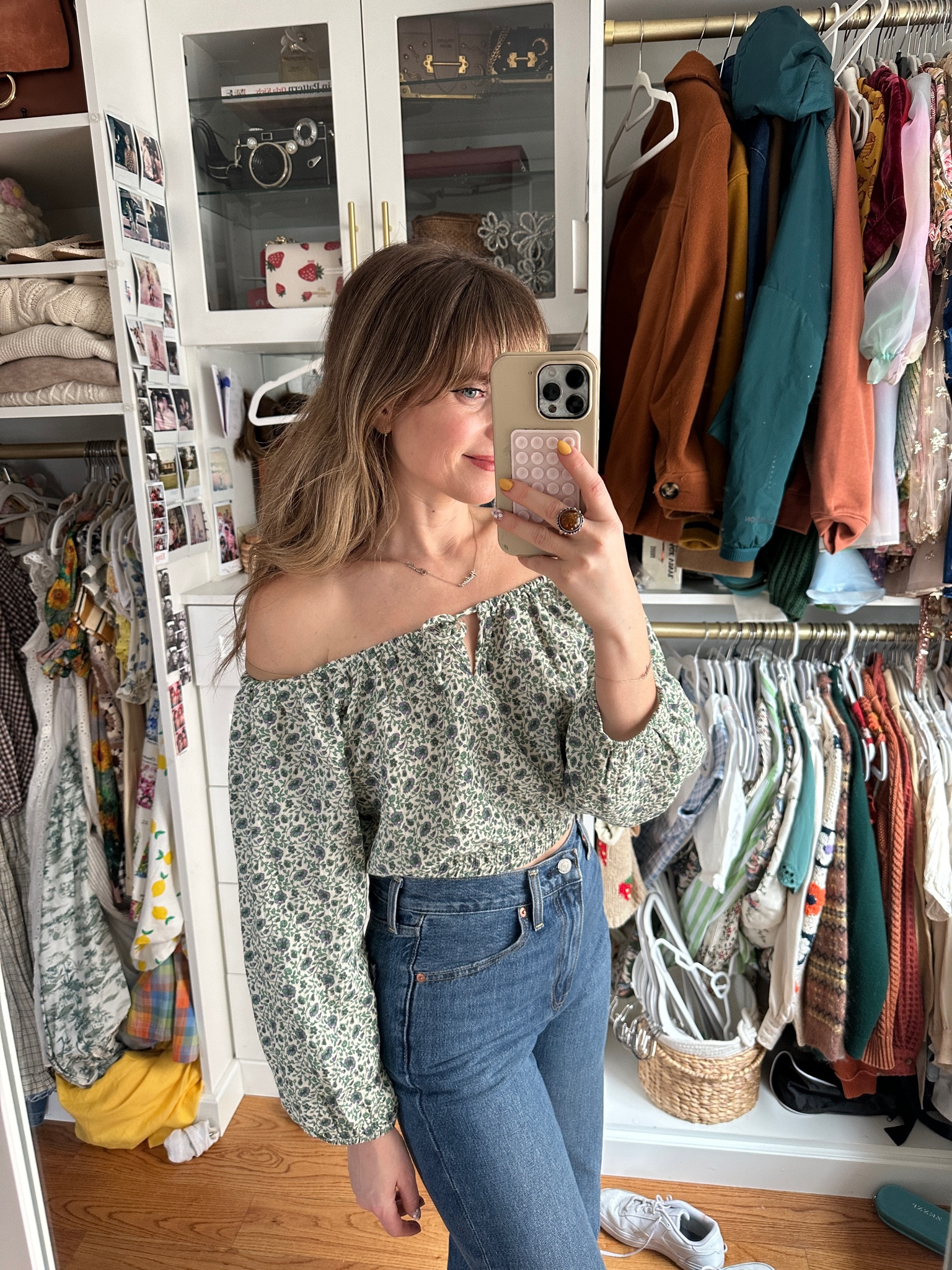 Love this cute off the shoulder top 

#LTKSeasonal #LTKfindsunder50 #LTKfindsunder100